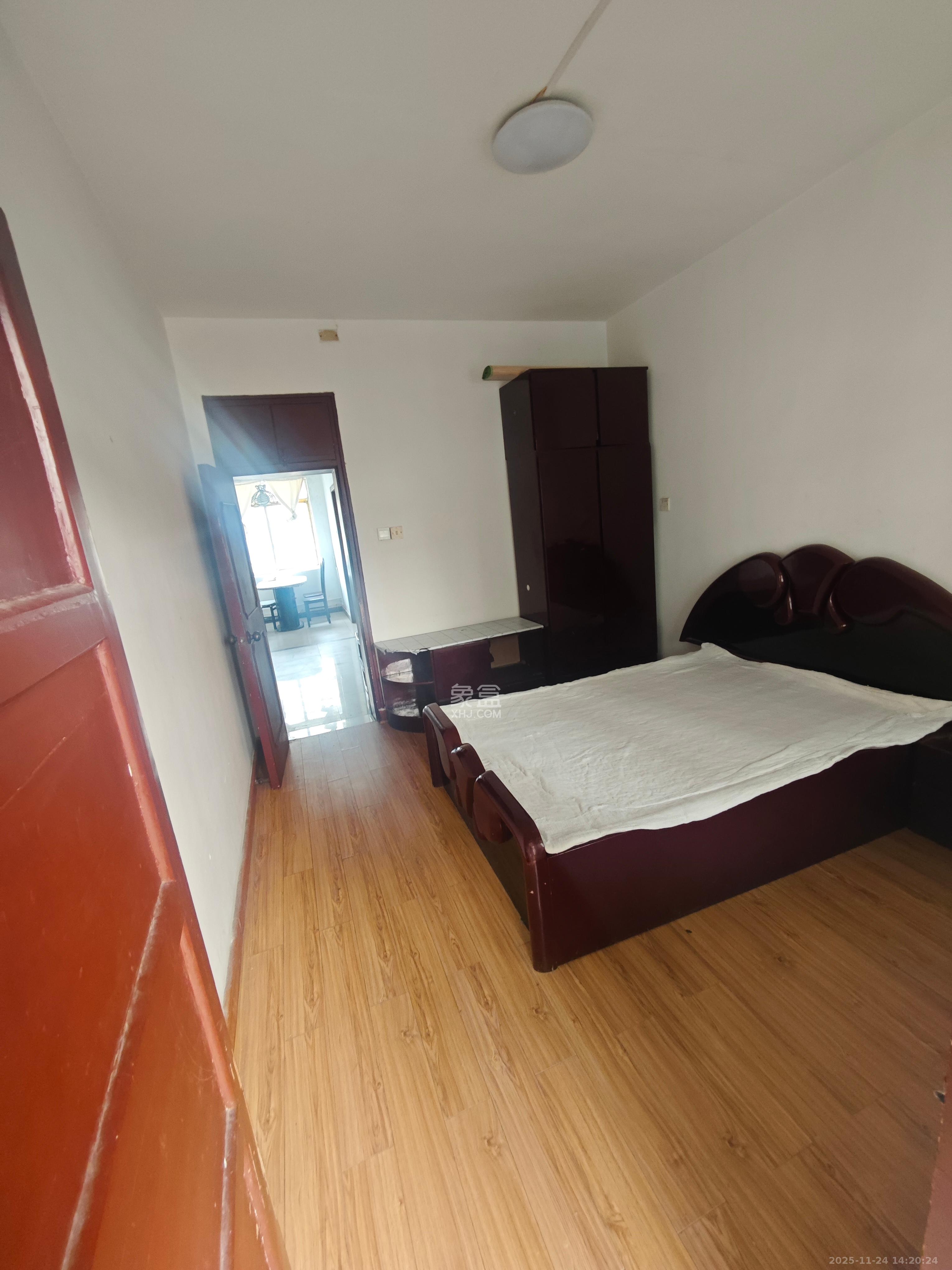 人民新村 1室0厅0卫 1450.0元/月 人民新村 1室0厅0卫 1450.0元/月室内图