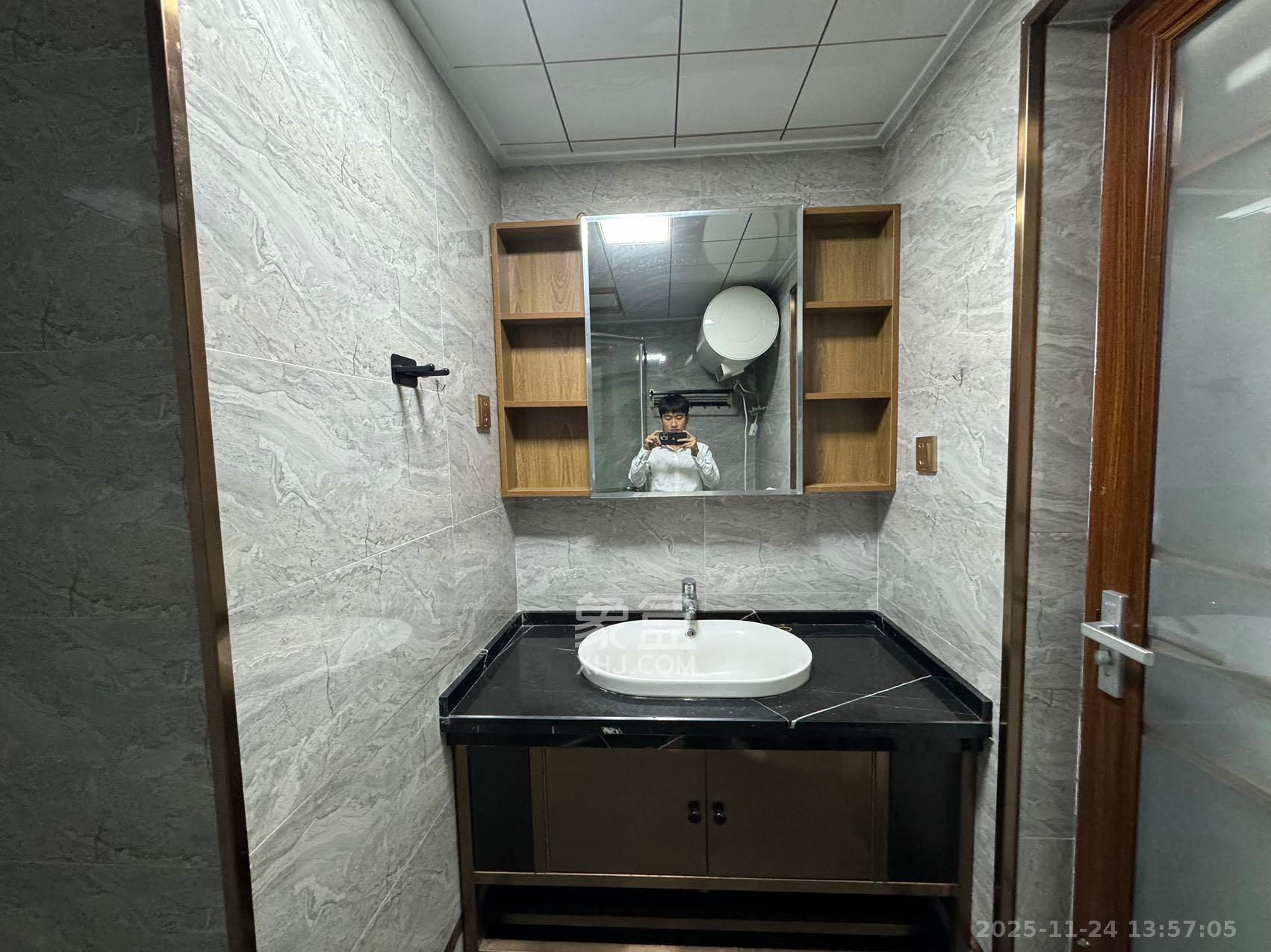 高升时代广场(冠铭商务中心) 1室1厅0卫 1500.0元/月 高升时代广场(冠铭商务中心) 1室1厅0卫 1500.0元/月室内图