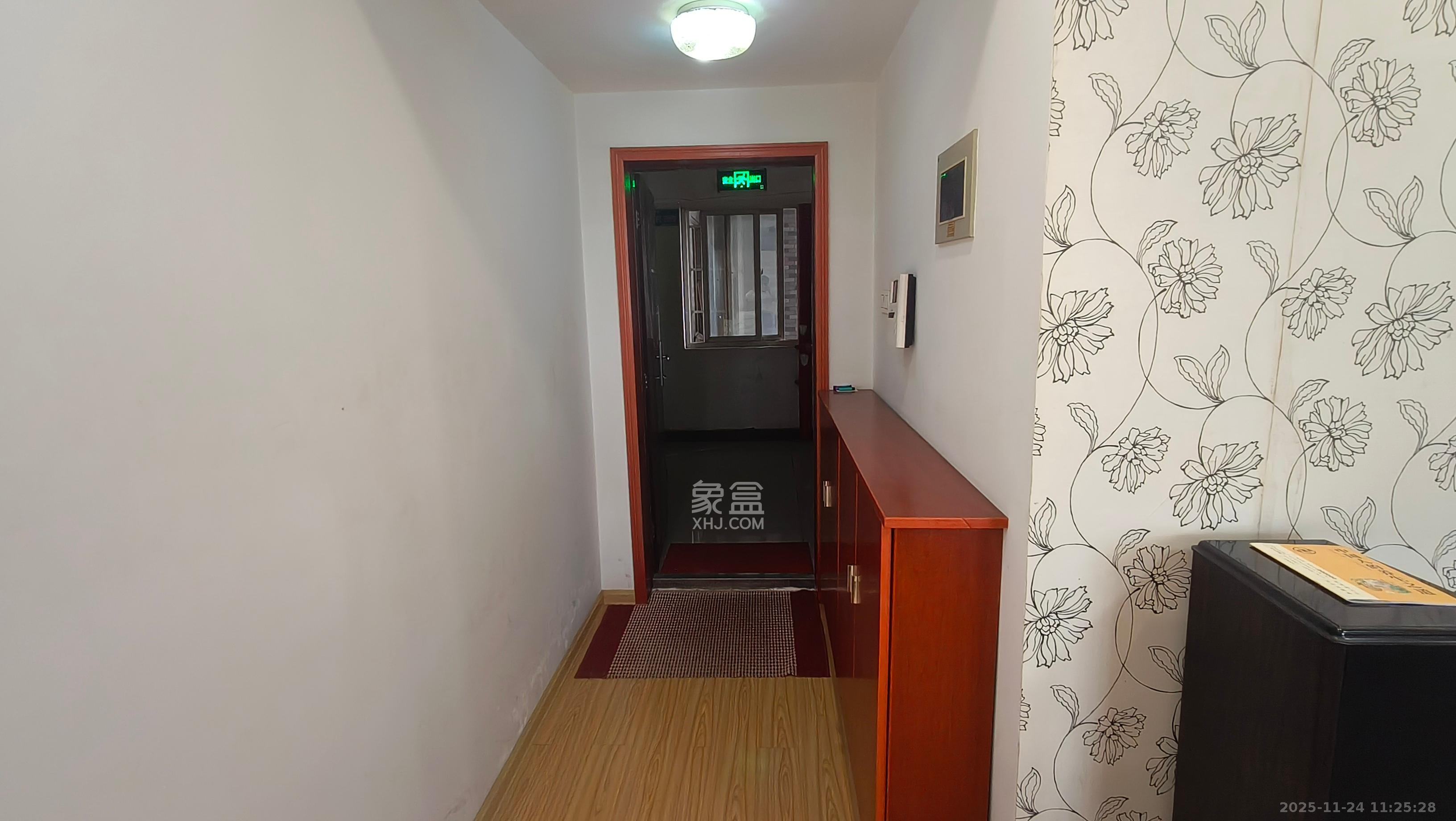 新芙蓉之都  2室2厅1卫    2300.0元/月室内图