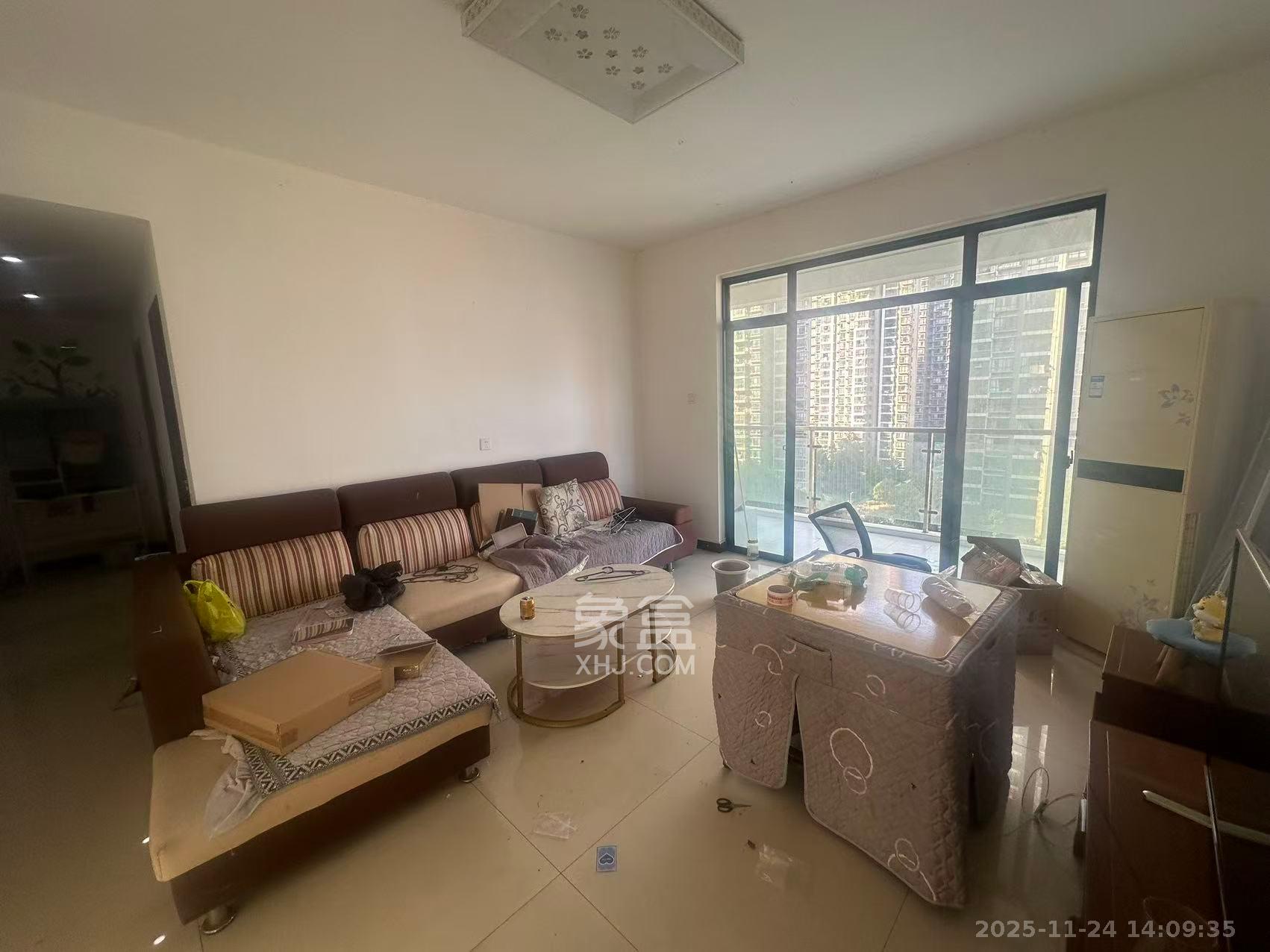 湘江世纪城豪江苑  3室2厅2卫    2300.0元/月室内图