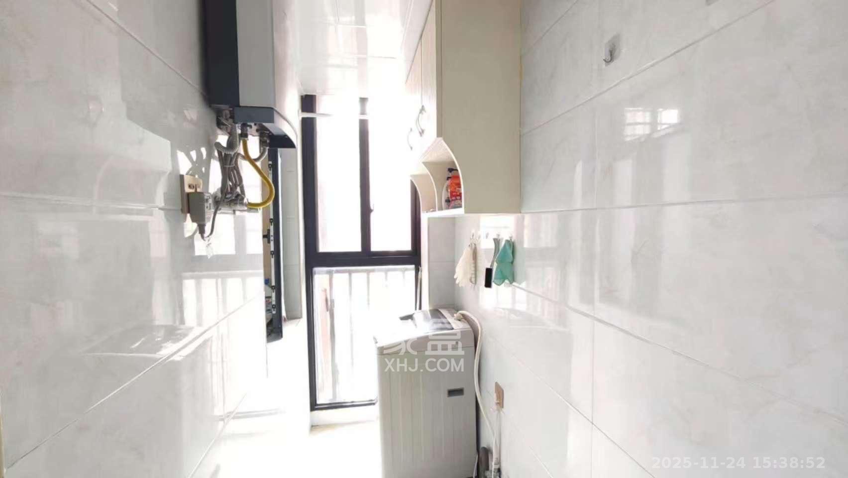 麓谷明珠 2室2厅1卫 2200.0元/月 麓谷明珠 2室2厅1卫 2200.0元/月室内图