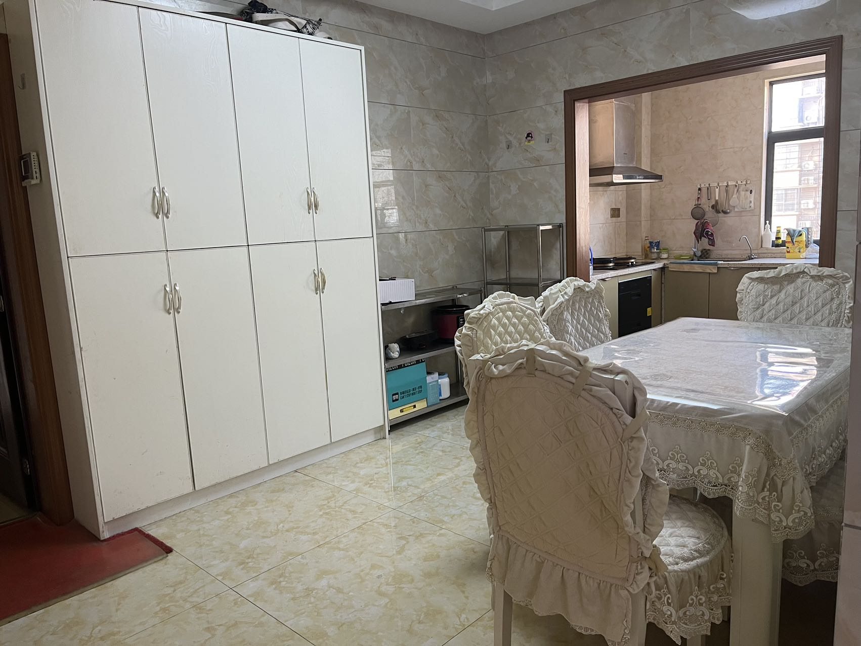 华府世家 3室2厅2卫 1800.0元/月 华府世家 3室2厅2卫 1800.0元/月室内图