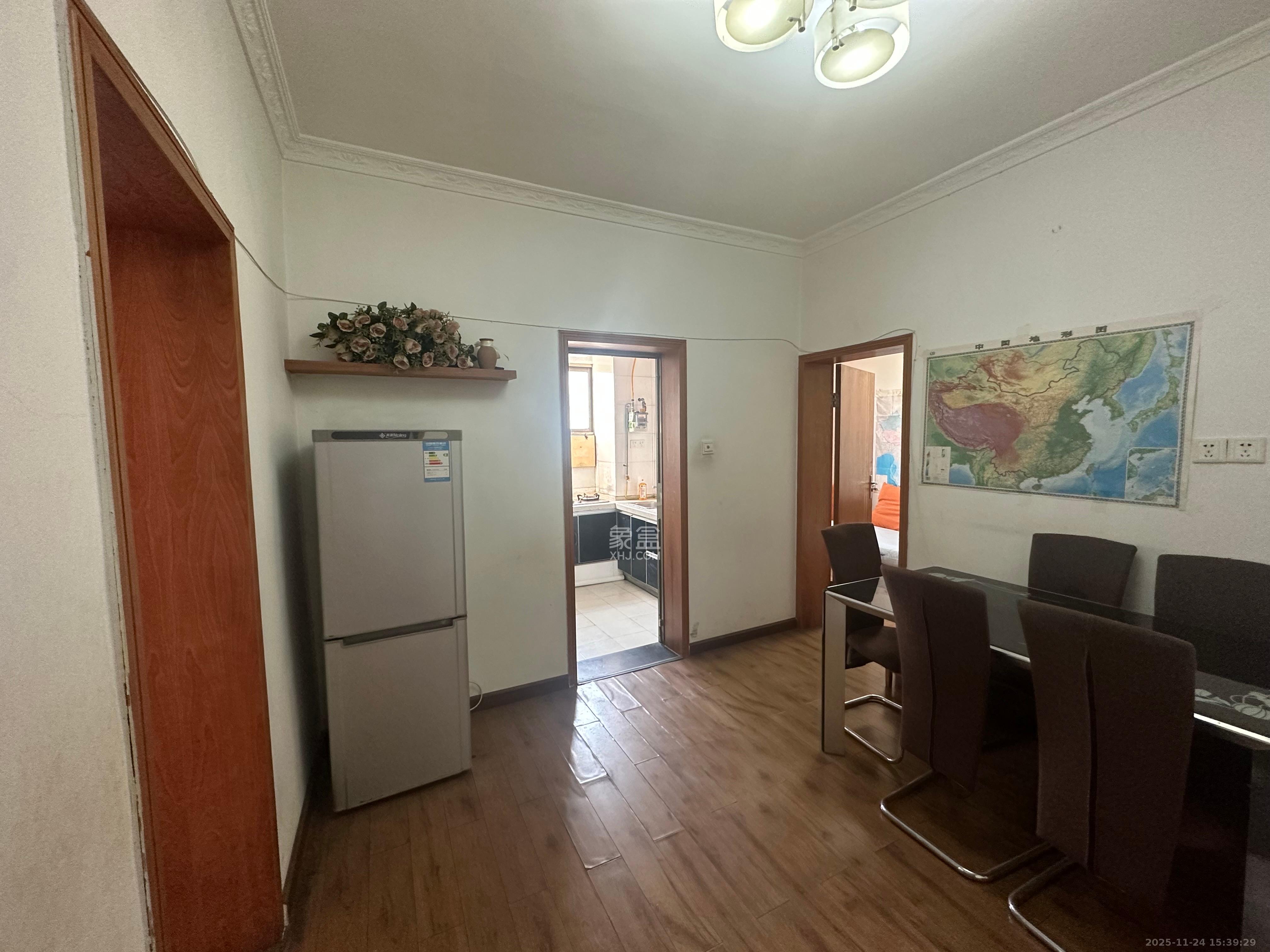 桔园小区1-8片 2室1厅1卫 1500.0元/月 桔园小区1-8片 2室1厅1卫 1500.0元/月室内图