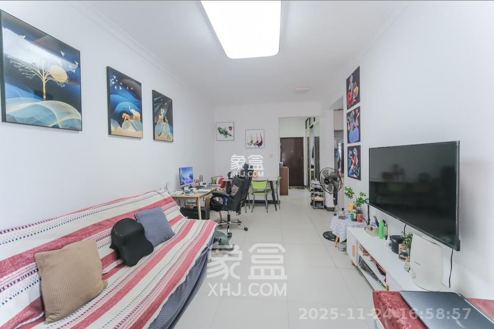 荣盛花语城  2室2厅1卫    1600.0元/月室内图