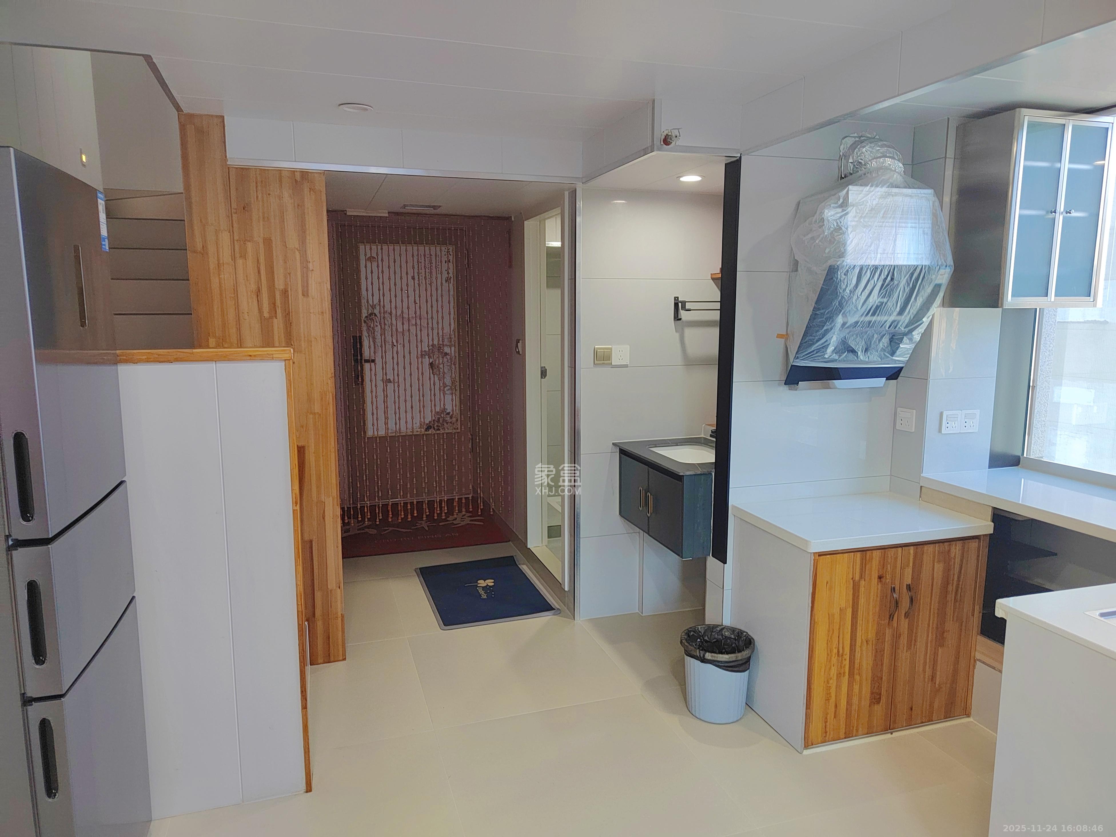 珠江花城好世界 1室1厅1卫 1800.0元/月 珠江花城好世界 1室1厅1卫 1800.0元/月室内图