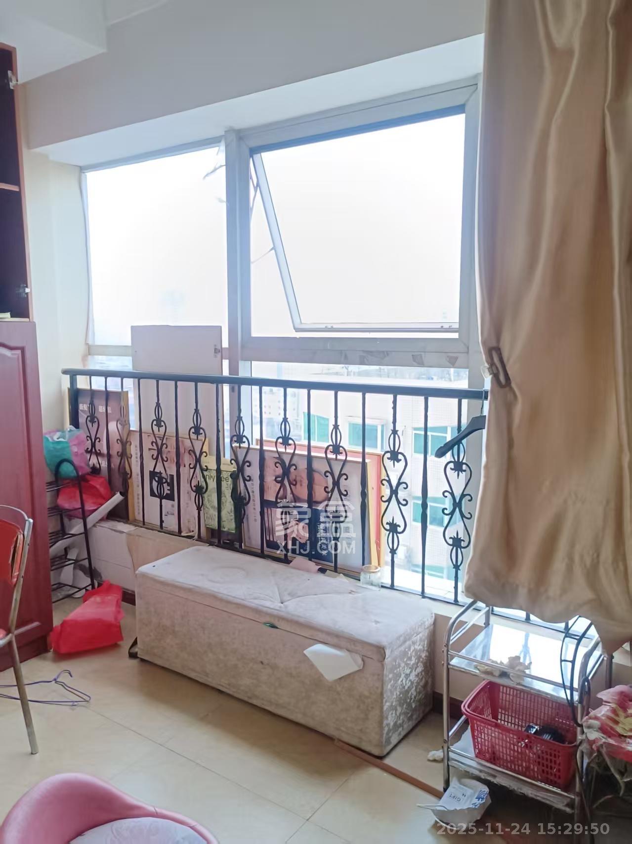 兴威名座  1室1厅1卫    3000.0元/月室内图