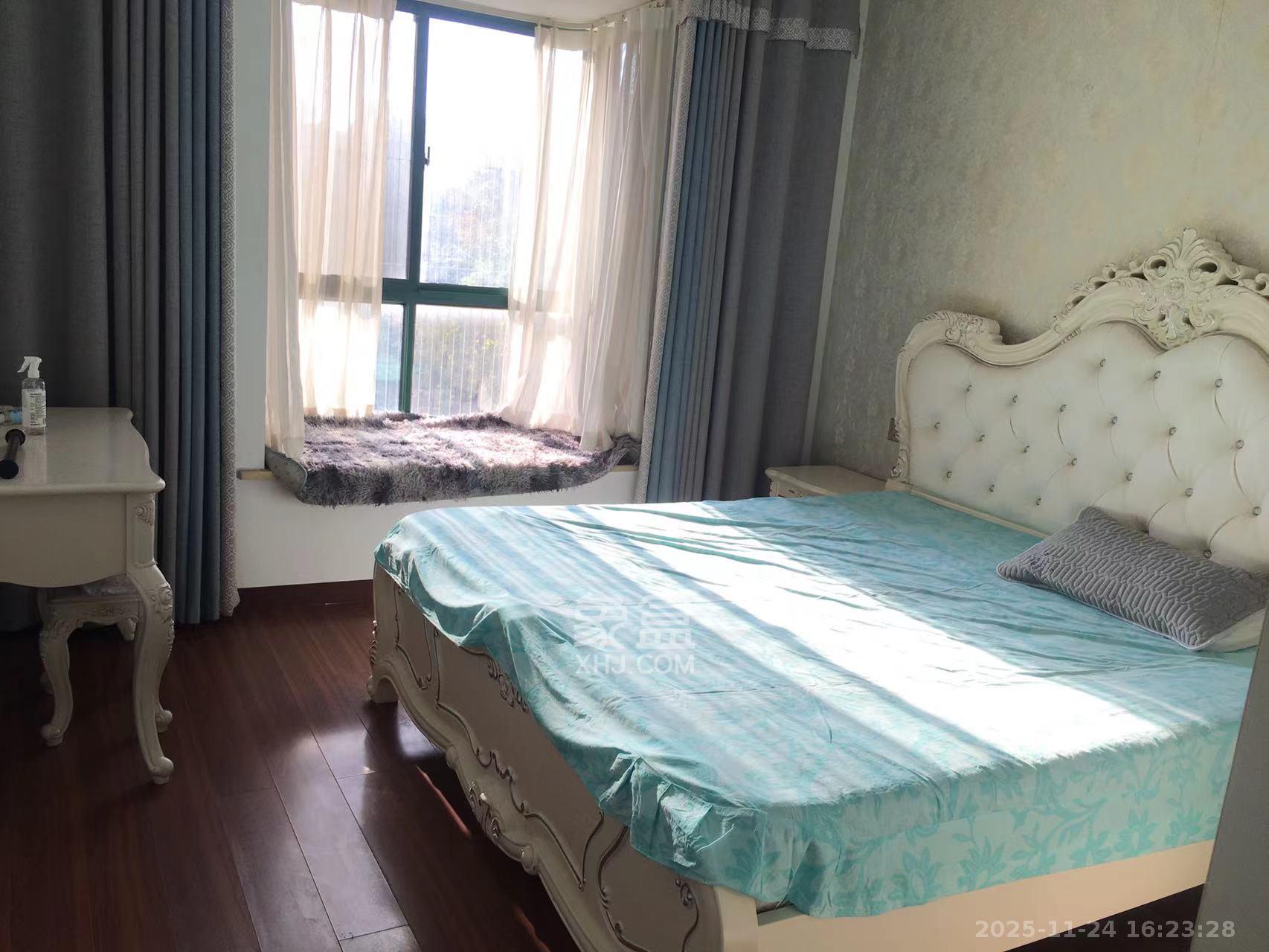 天和华城 3室2厅1卫 2400.0元/月 天和华城 3室2厅1卫 2400.0元/月室内图