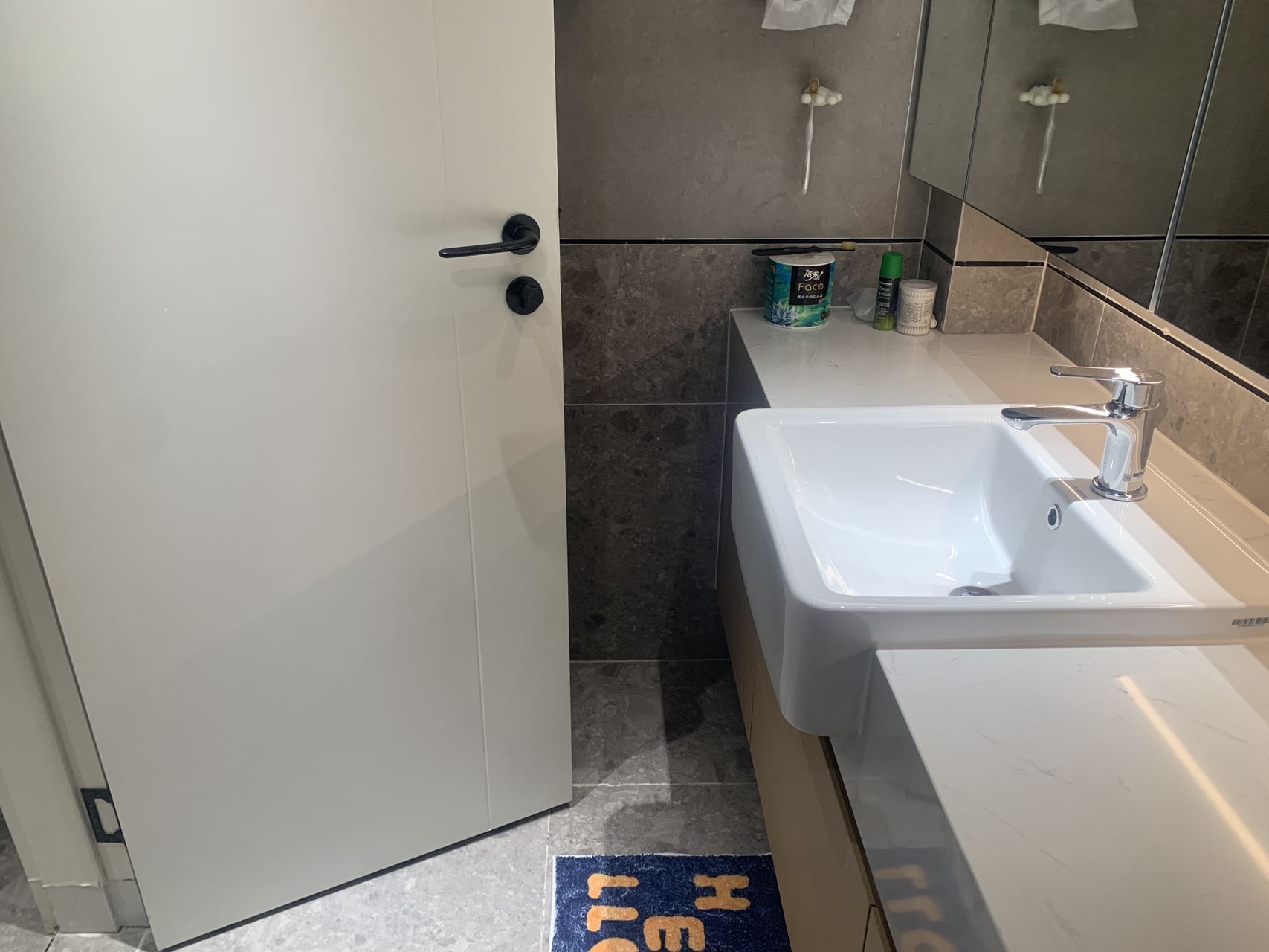 海航豪庭南苑 1室2厅2卫 3800.0元/月 海航豪庭南苑 1室2厅2卫 3800.0元/月室内图