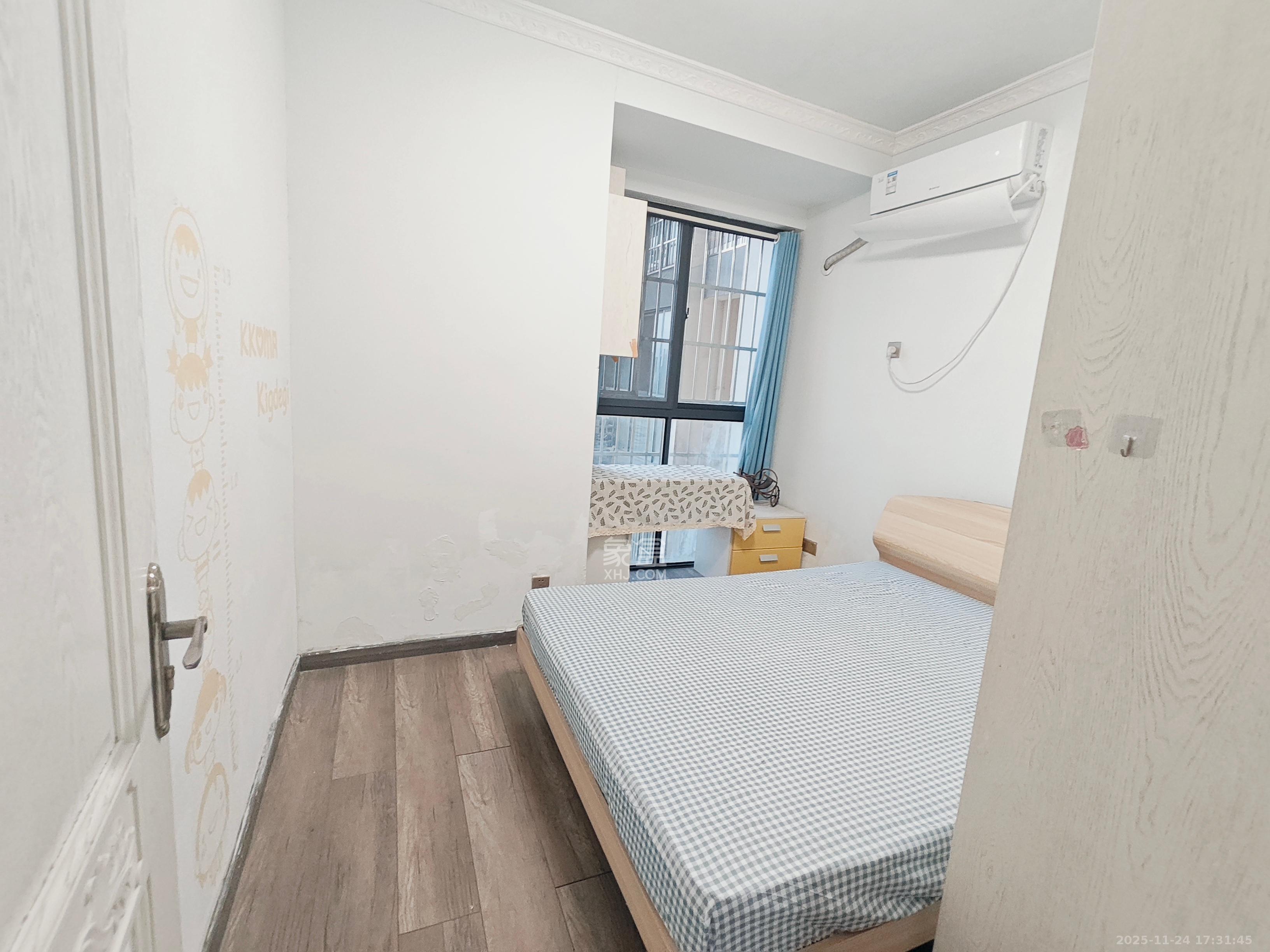 金科东方大院五期 3室2厅2卫 2500.0元/月 金科东方大院五期 3室2厅2卫 2500.0元/月室内图