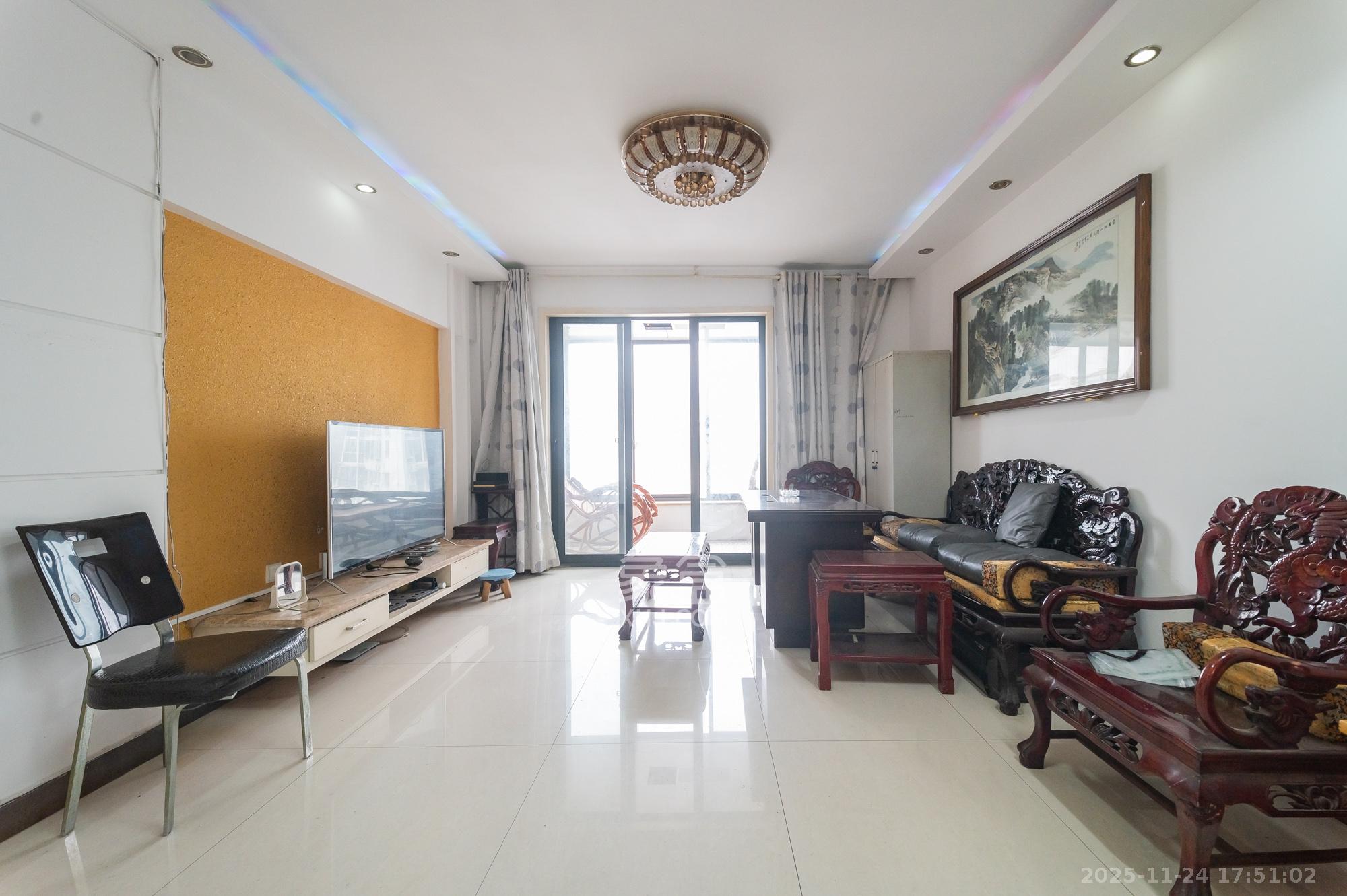 尚城  3室2厅2卫    80.0万