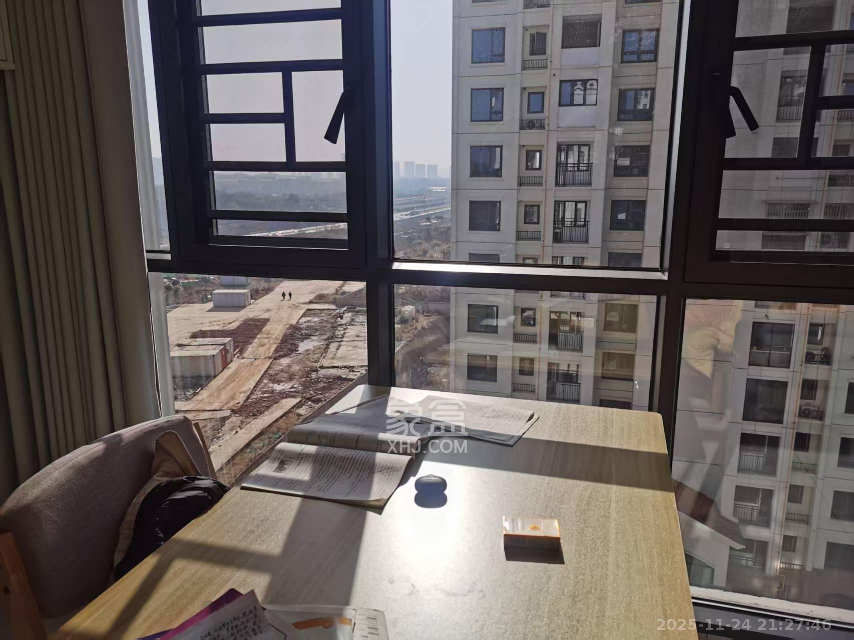 湘荷美苑 2室2厅1卫 2000.0元/月 湘荷美苑 2室2厅1卫 2000.0元/月室内图