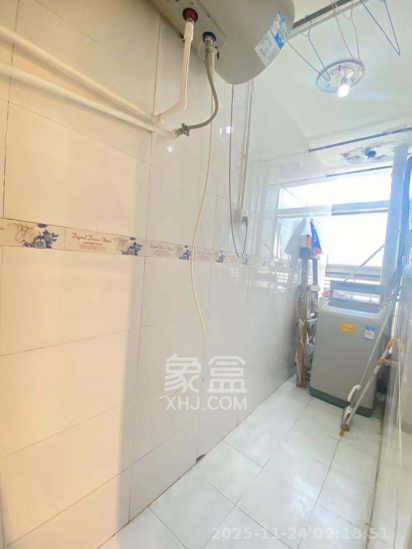 红星国际星城  1室1厅1卫    1200.0元/月室内图