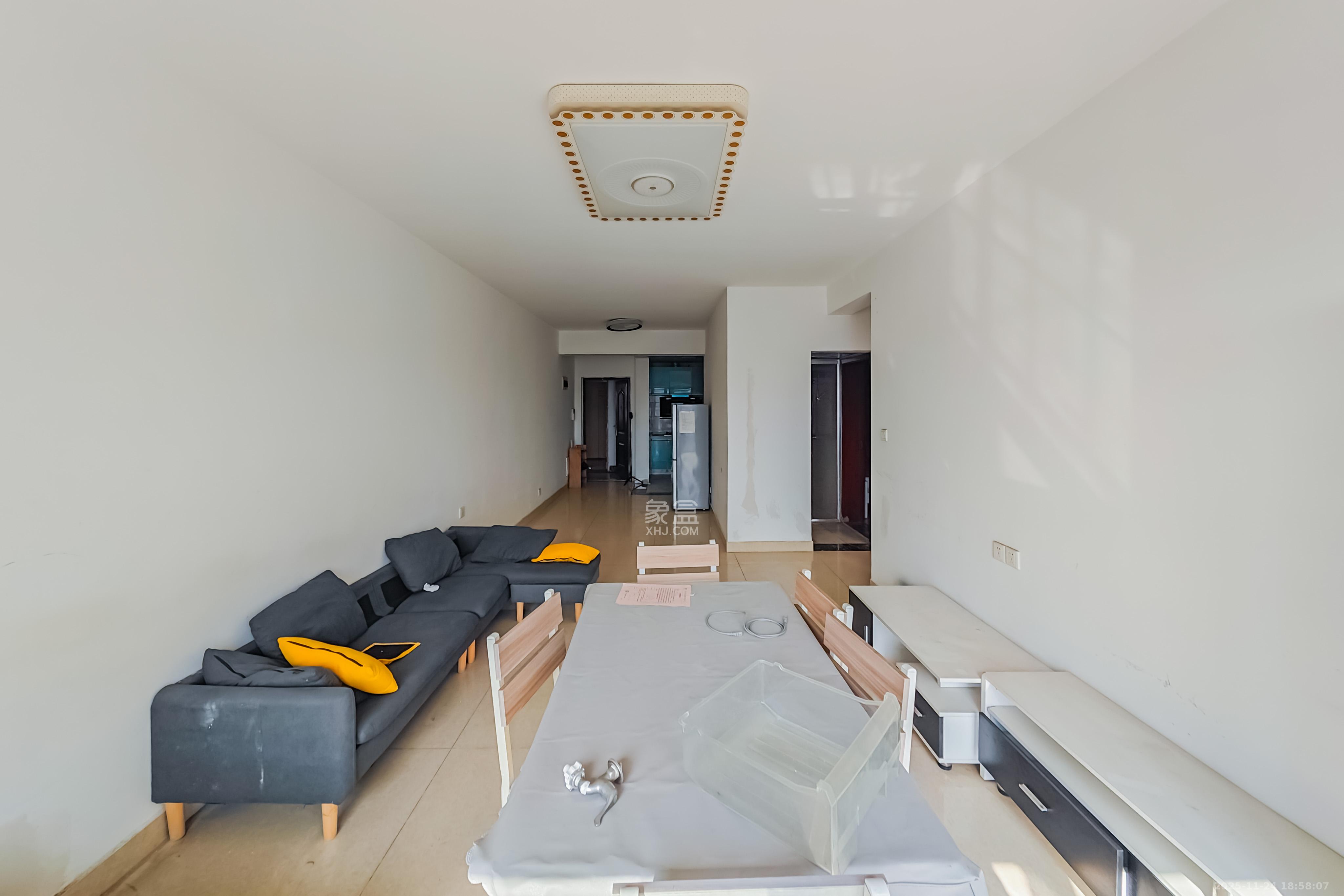 旭辉香樟公馆  2室2厅1卫    65.0万