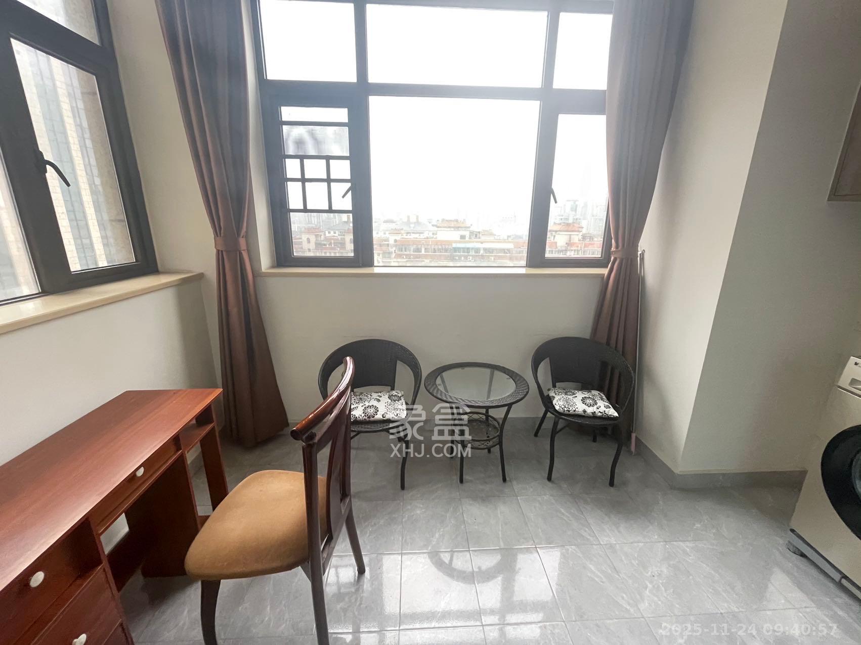 公园9号大都会  2室2厅1卫    3400.0元/月室内图