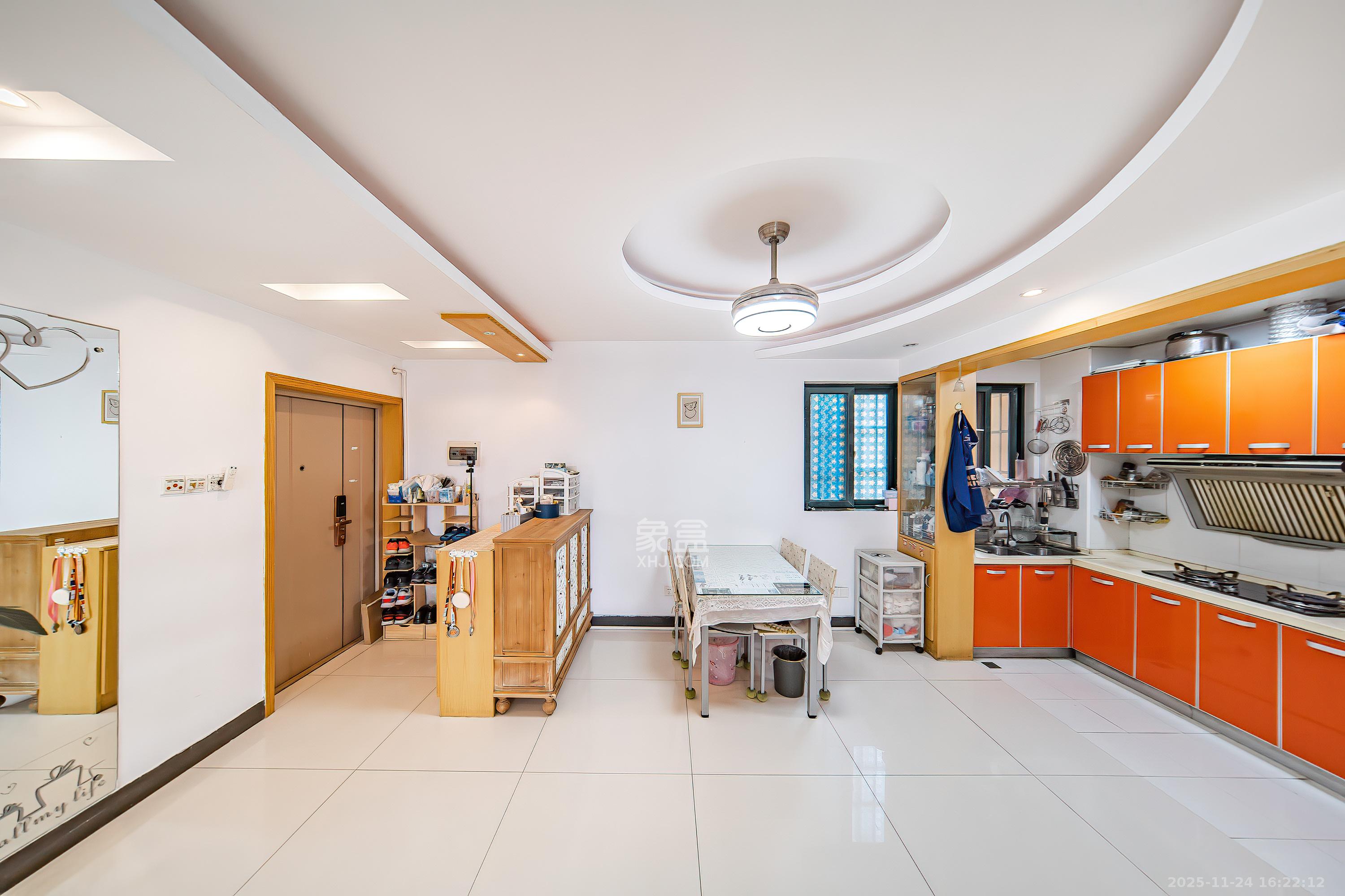 佳阳悦景馨都  3室2厅2卫    88.0万其他