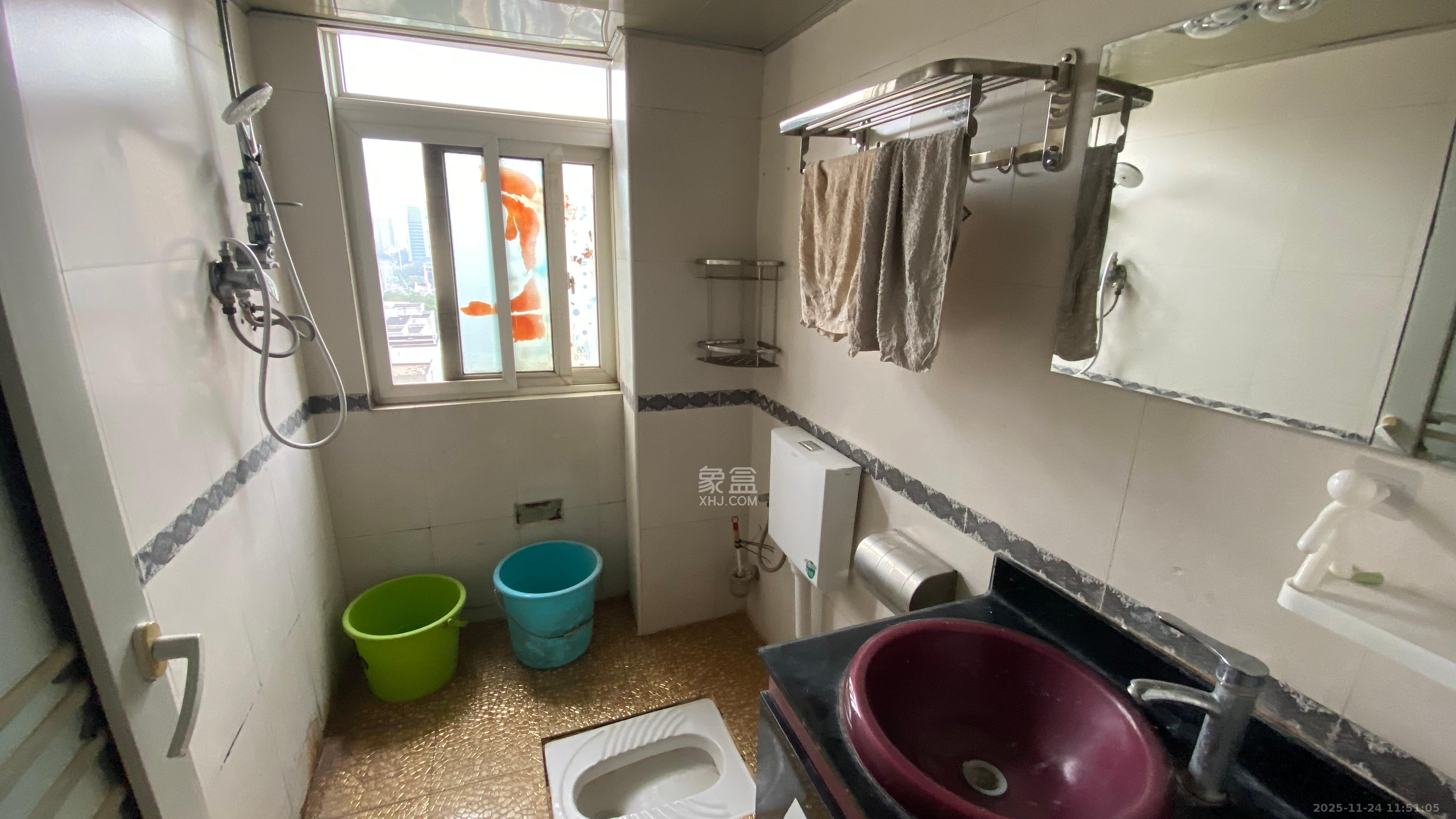 金碧文华 2室2厅1卫 2000.0元/月 金碧文华 2室2厅1卫 2000.0元/月室内图