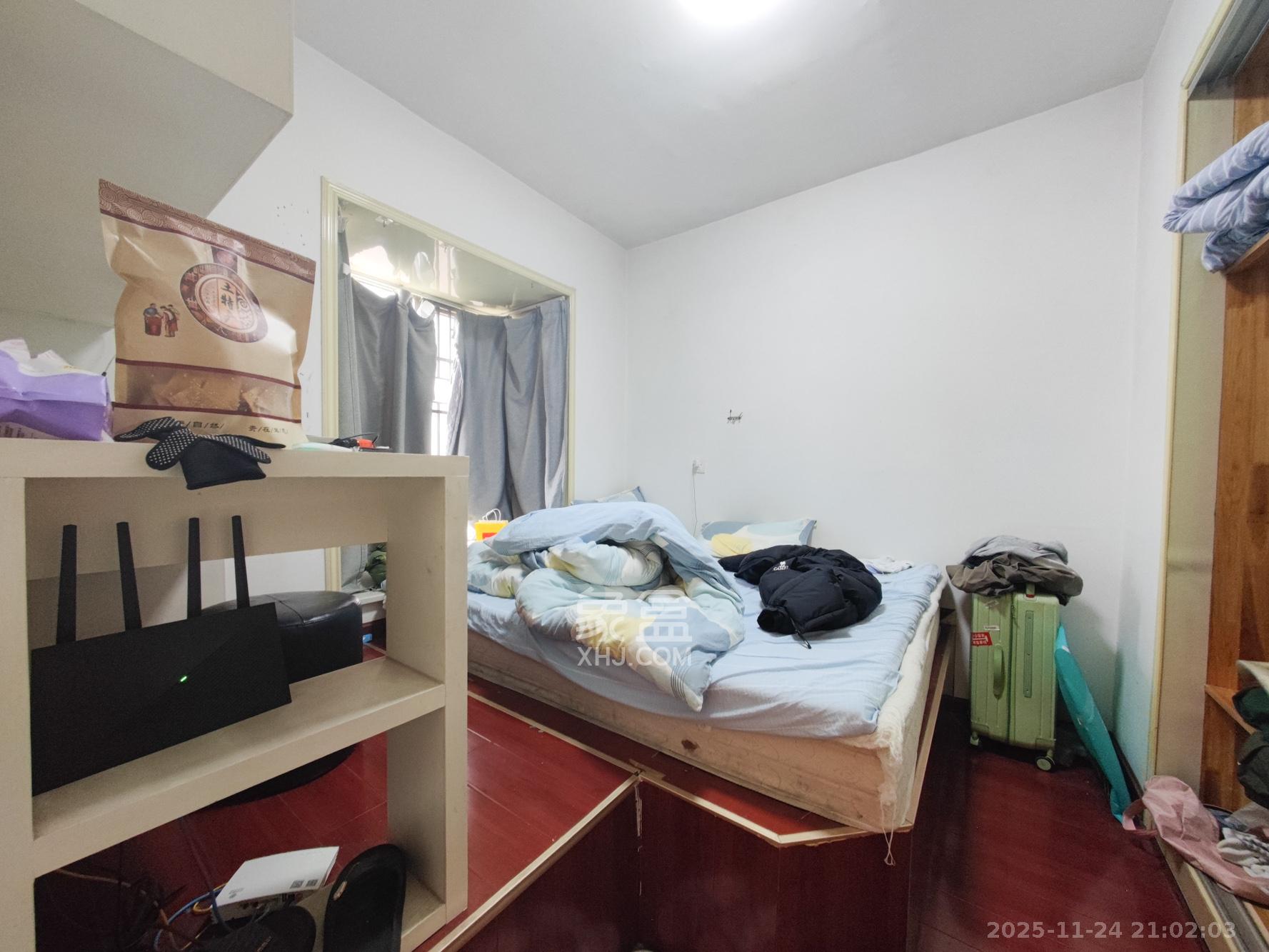 岳泰理想城  3室2厅1卫    68.0万卧室