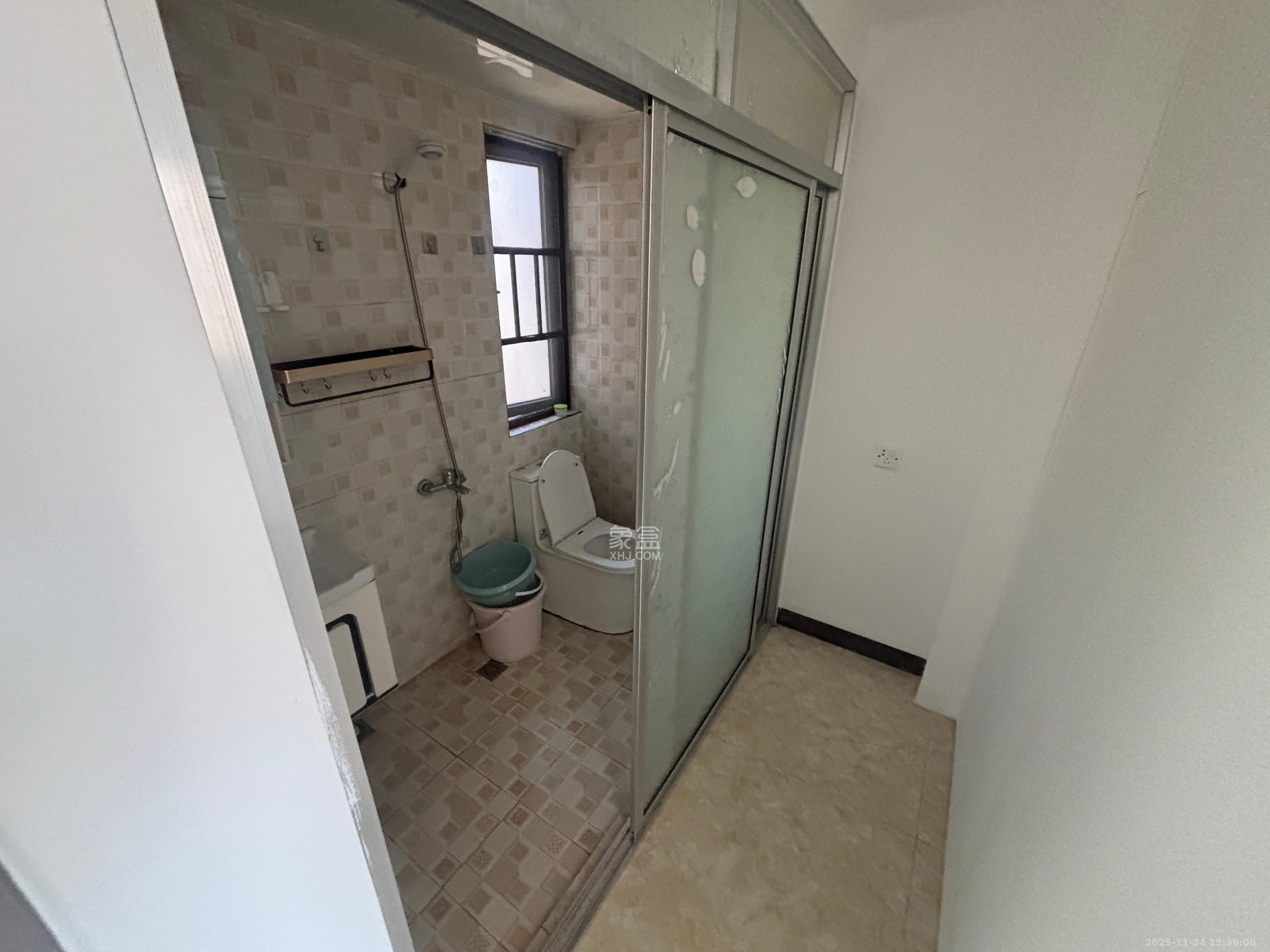 梅溪鑫苑名家 3室2厅2卫 2600.0元/月 梅溪鑫苑名家 3室2厅2卫 2600.0元/月室内图