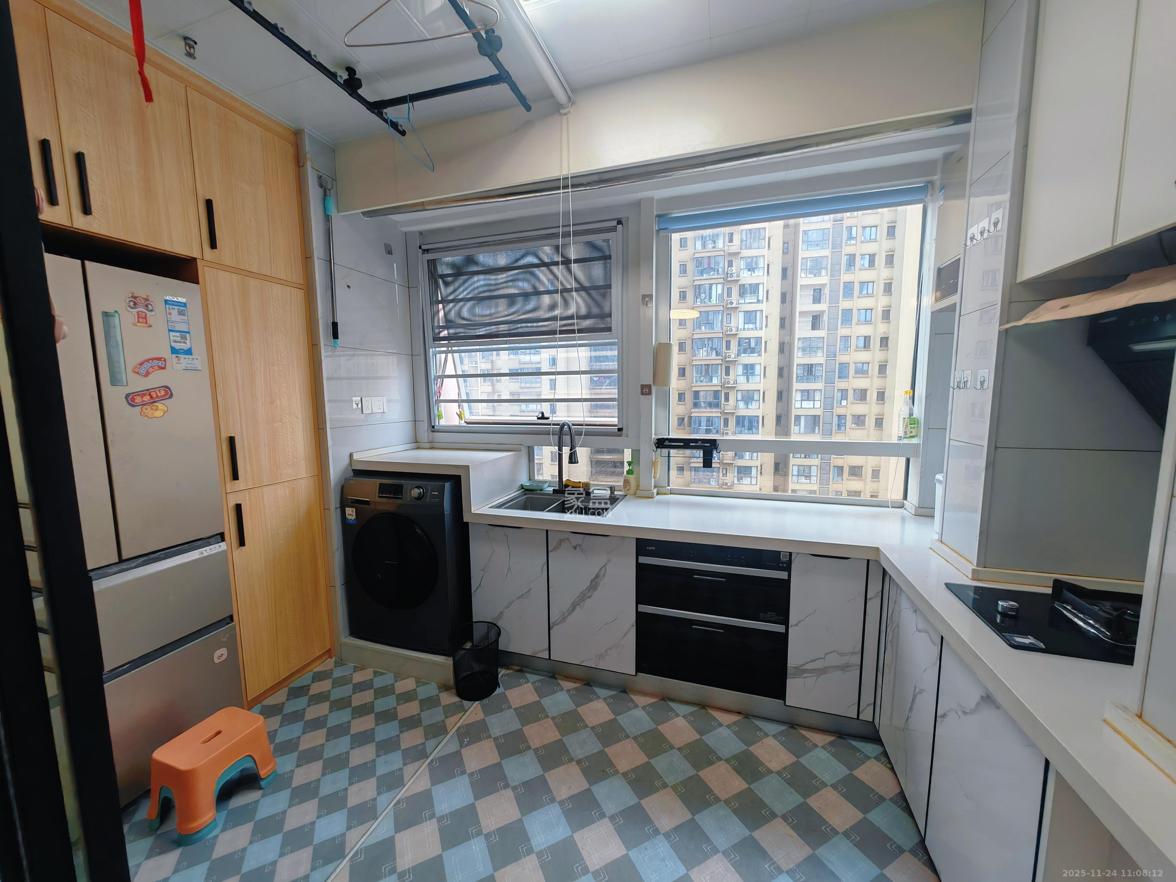 中建嘉和城  1室0厅0卫    1500.0元/月室内图