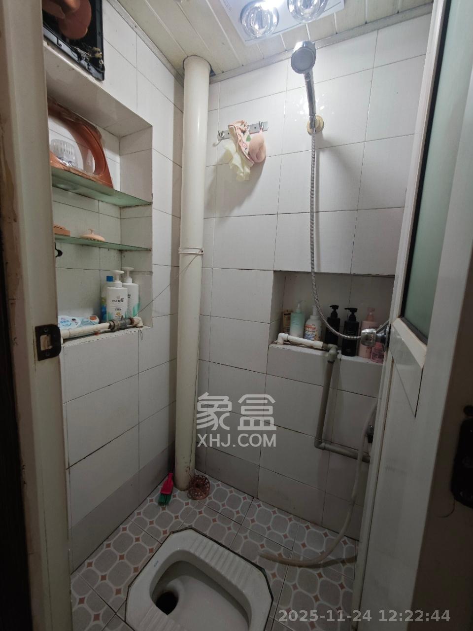 崇文里、崇圣里散盘  1室0厅0卫    1600.0元/月室内图