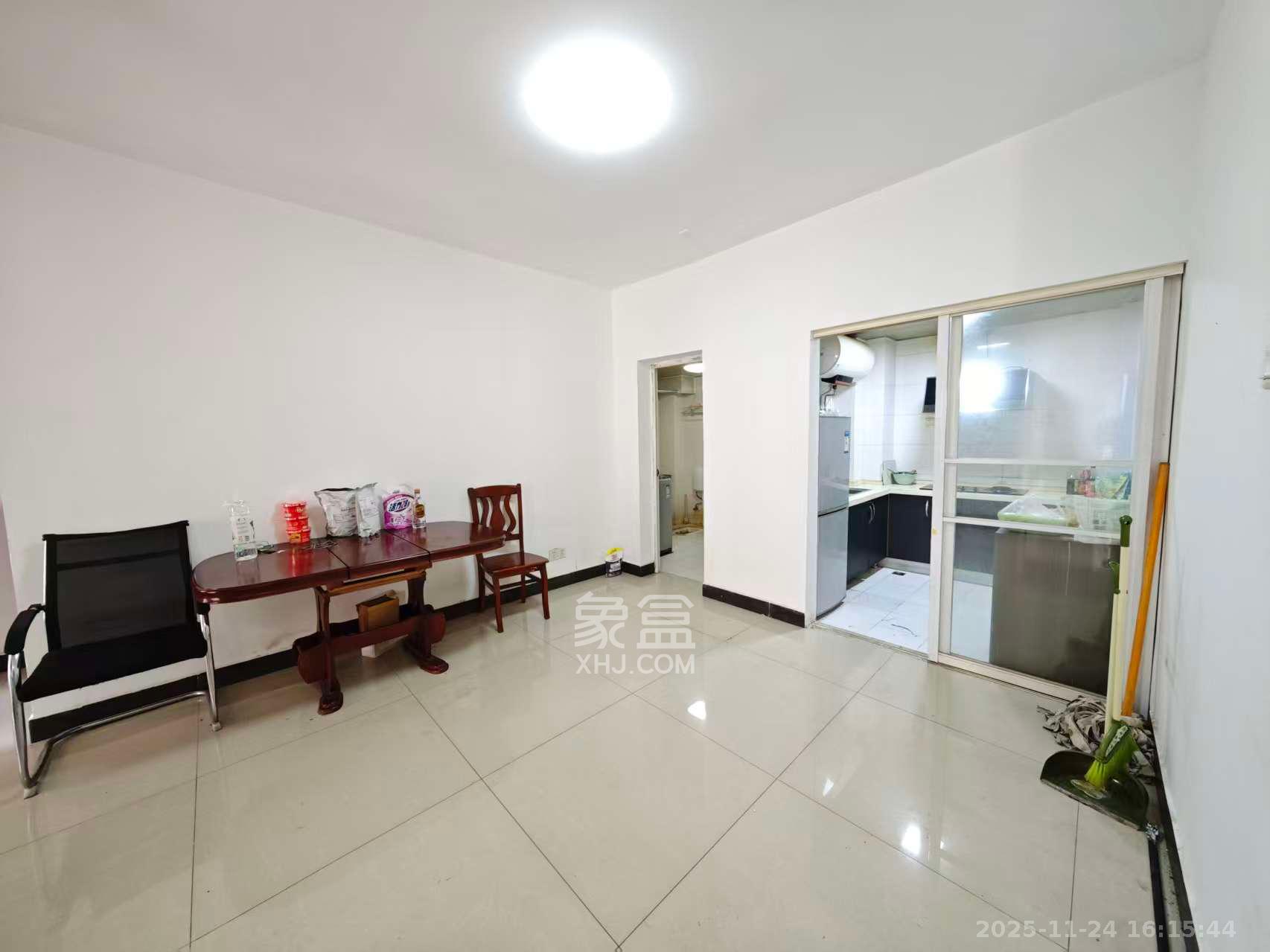 三重星都心  3室2厅1卫    2500.0元/月室内图