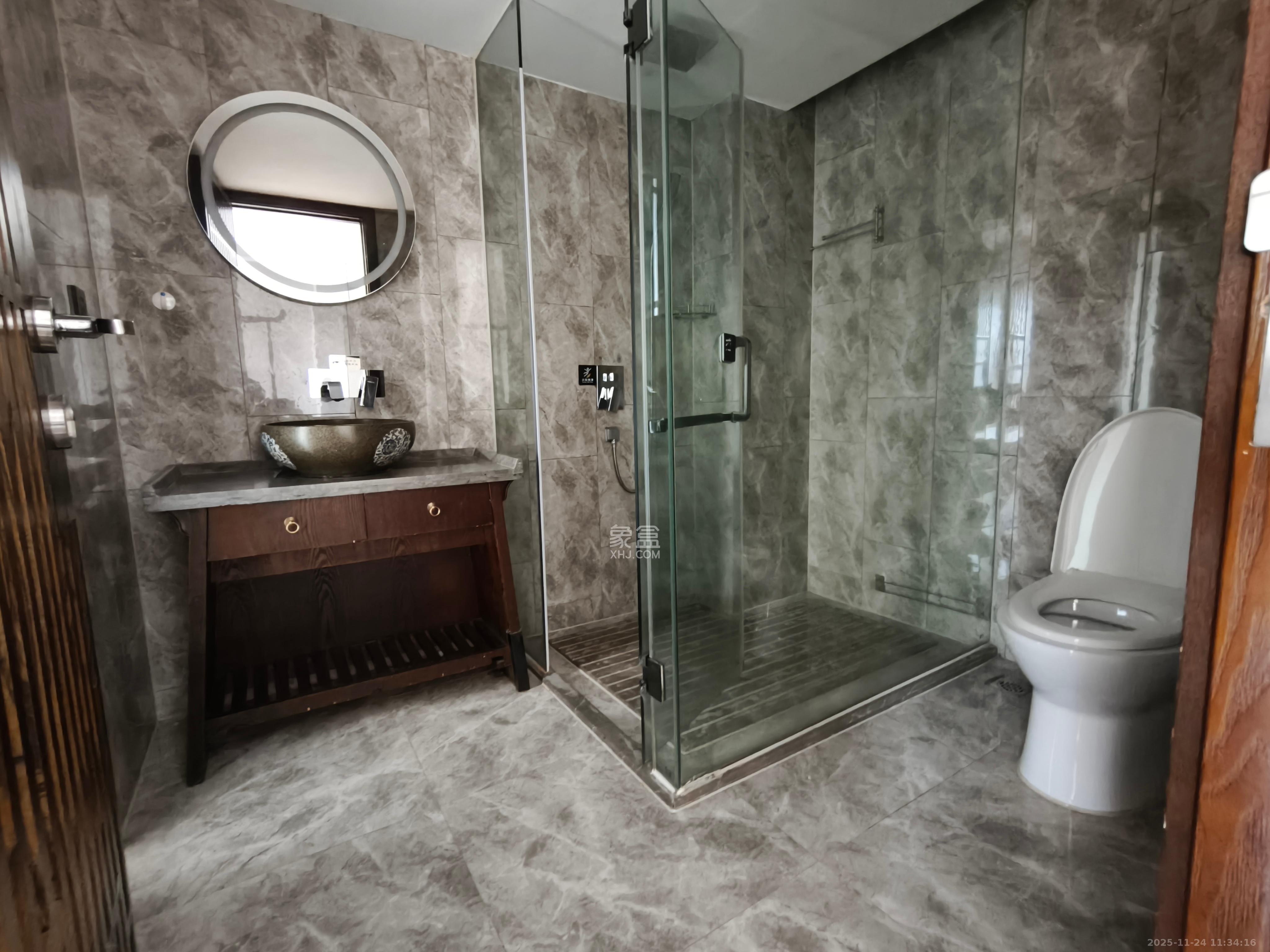 富兴旺角  1室1厅1卫    1200.0元/月室内图