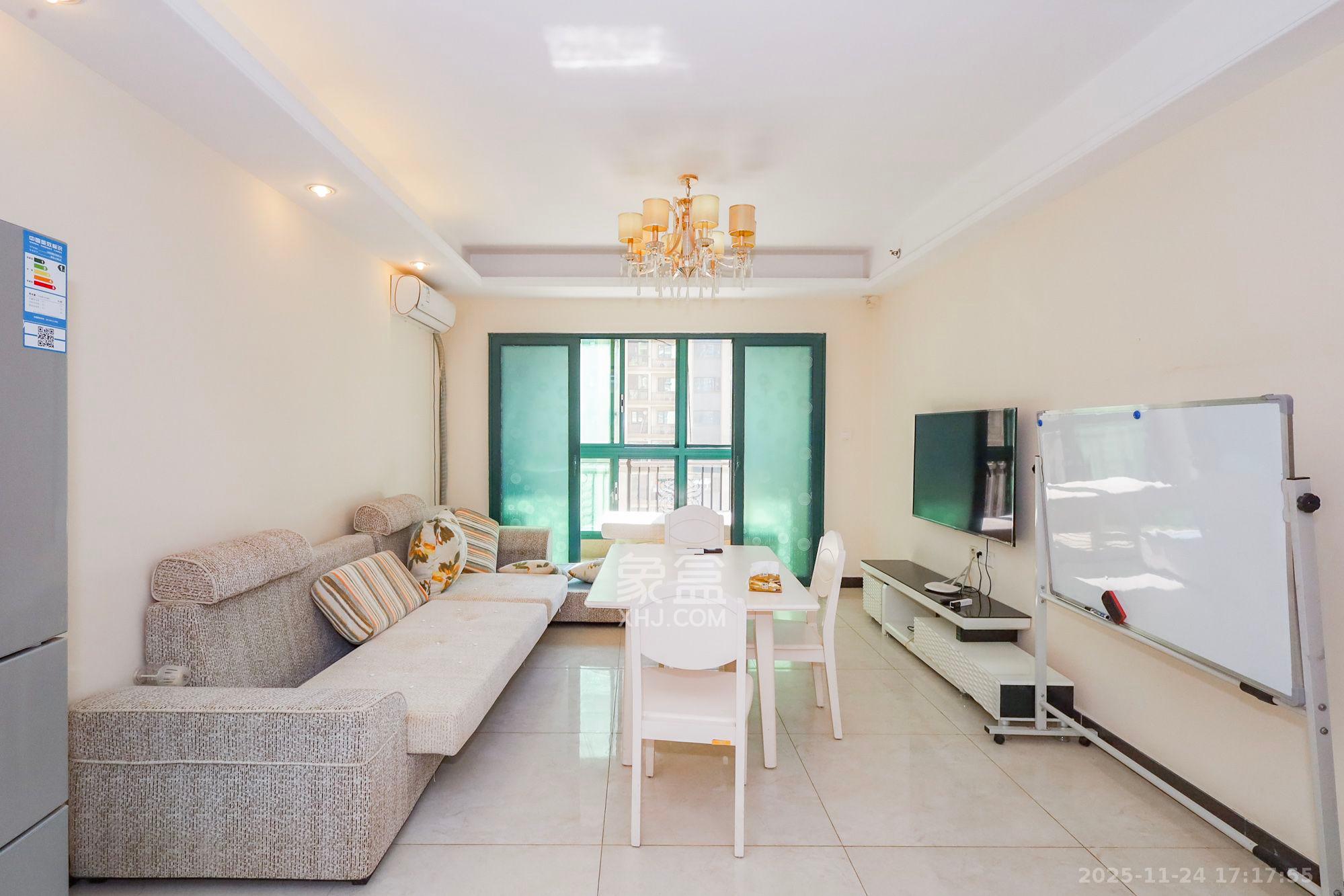 恒大御景湾  2室1厅1卫    2500.0元/月