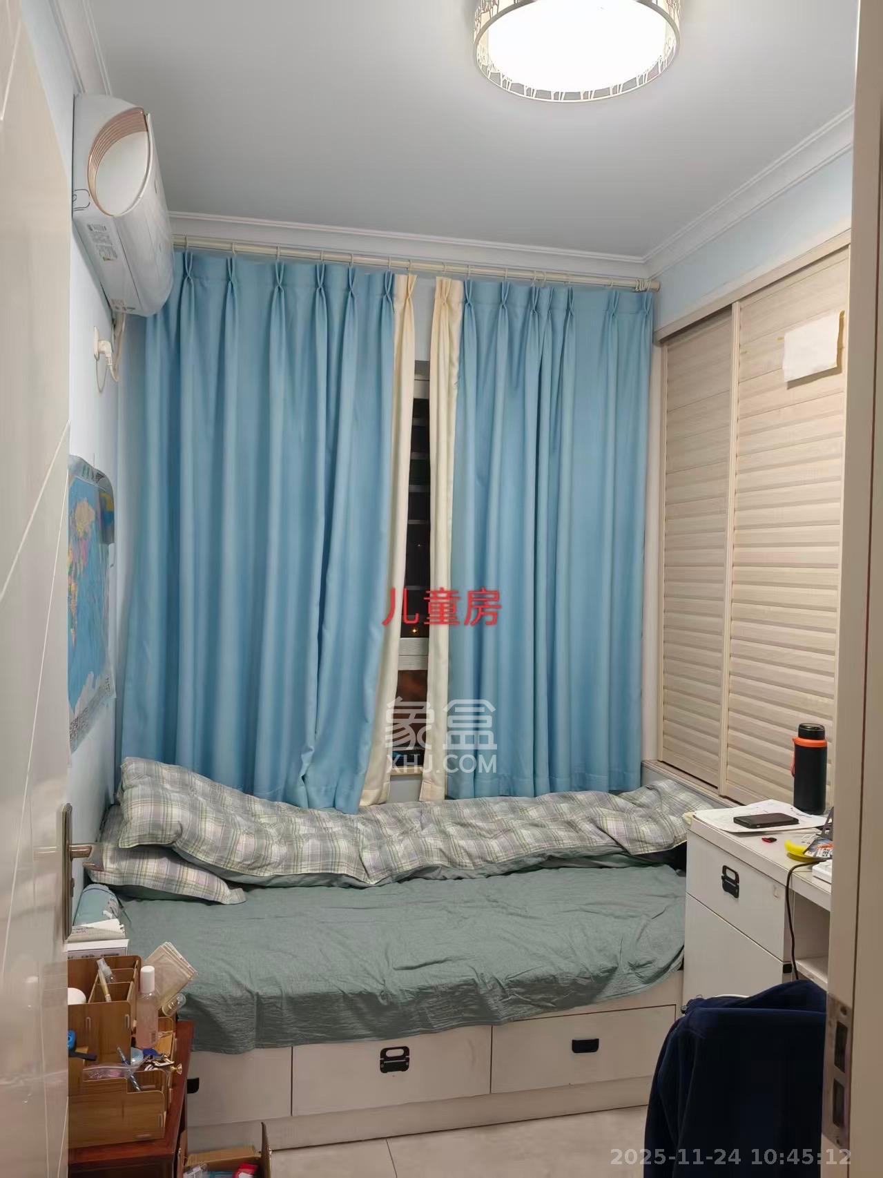 卓越蔚蓝城邦 3室2厅1卫 2200.0元/月 卓越蔚蓝城邦 3室2厅1卫 2200.0元/月室内图