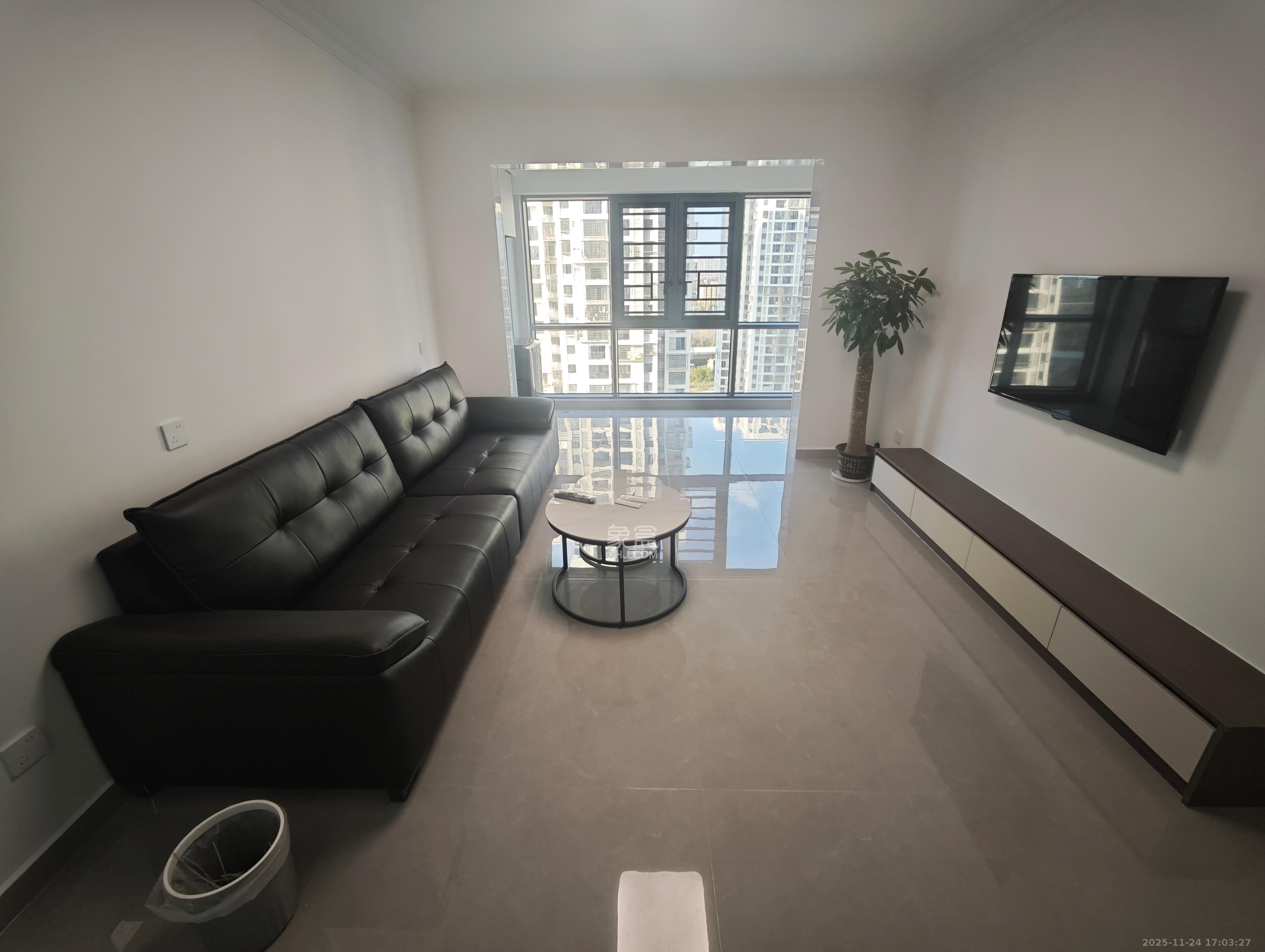 和景家园二期 3室1厅1卫 2200.0元/月 和景家园二期 3室1厅1卫 2200.0元/月室内图