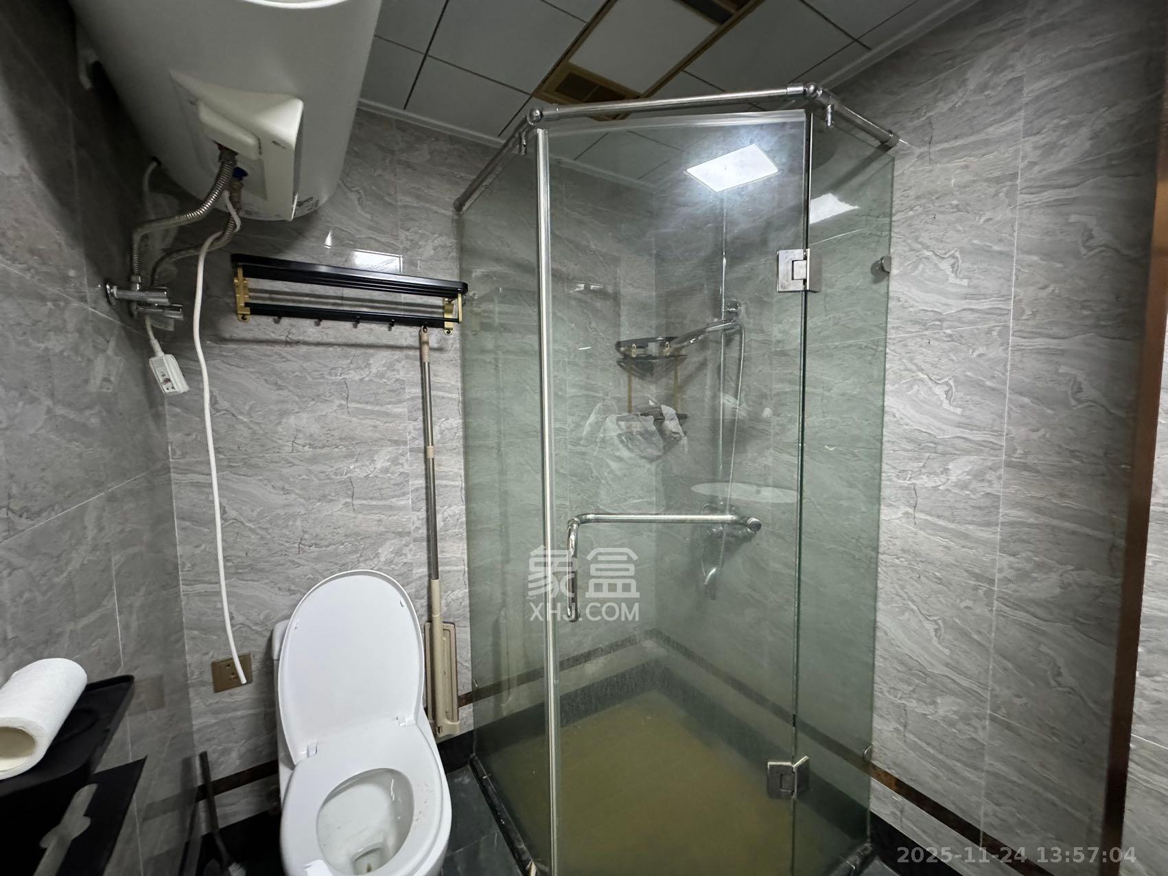 高升时代广场(冠铭商务中心) 1室1厅0卫 1500.0元/月 高升时代广场(冠铭商务中心) 1室1厅0卫 1500.0元/月室内图