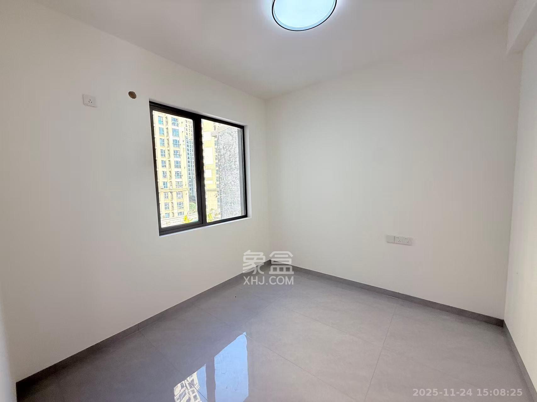 湖湘时代名邸公园壹号  2室1厅1卫    2400.0元/月室内图