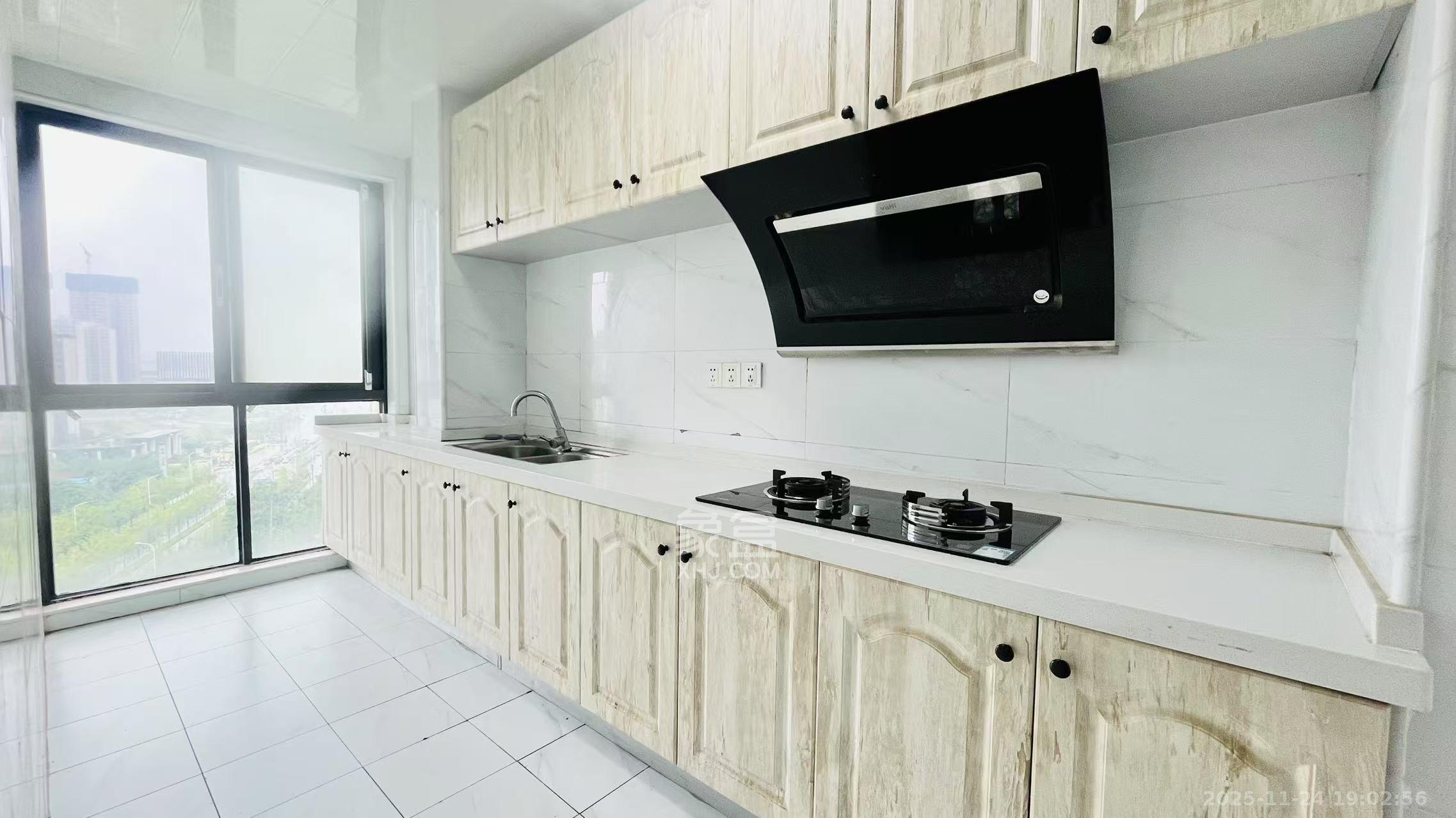 莲香园  3室1厅1卫    1700.0元/月室内图