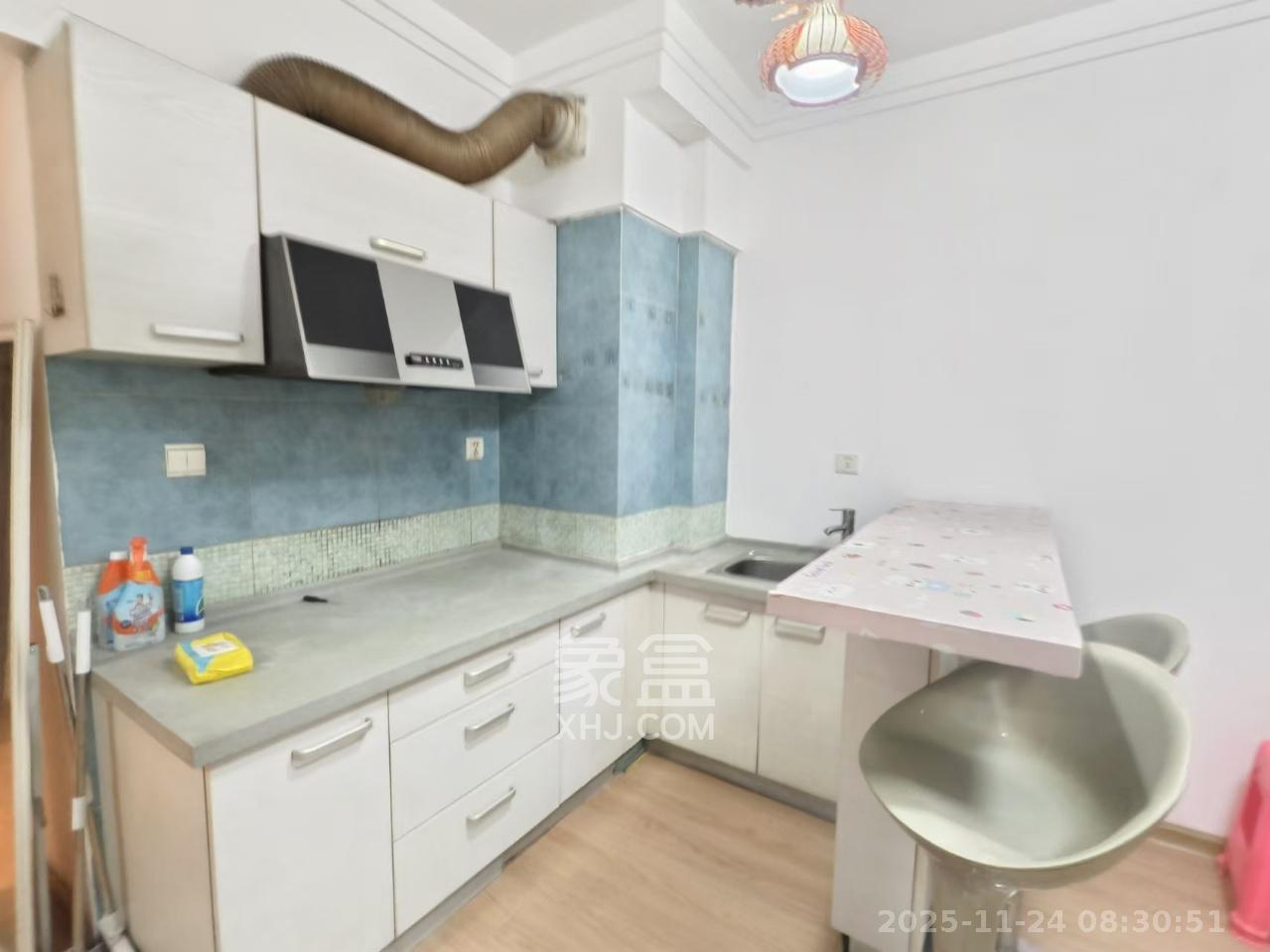 未来蜂巢 1室1厅1卫 900.0元/月 未来蜂巢 1室1厅1卫 900.0元/月室内图