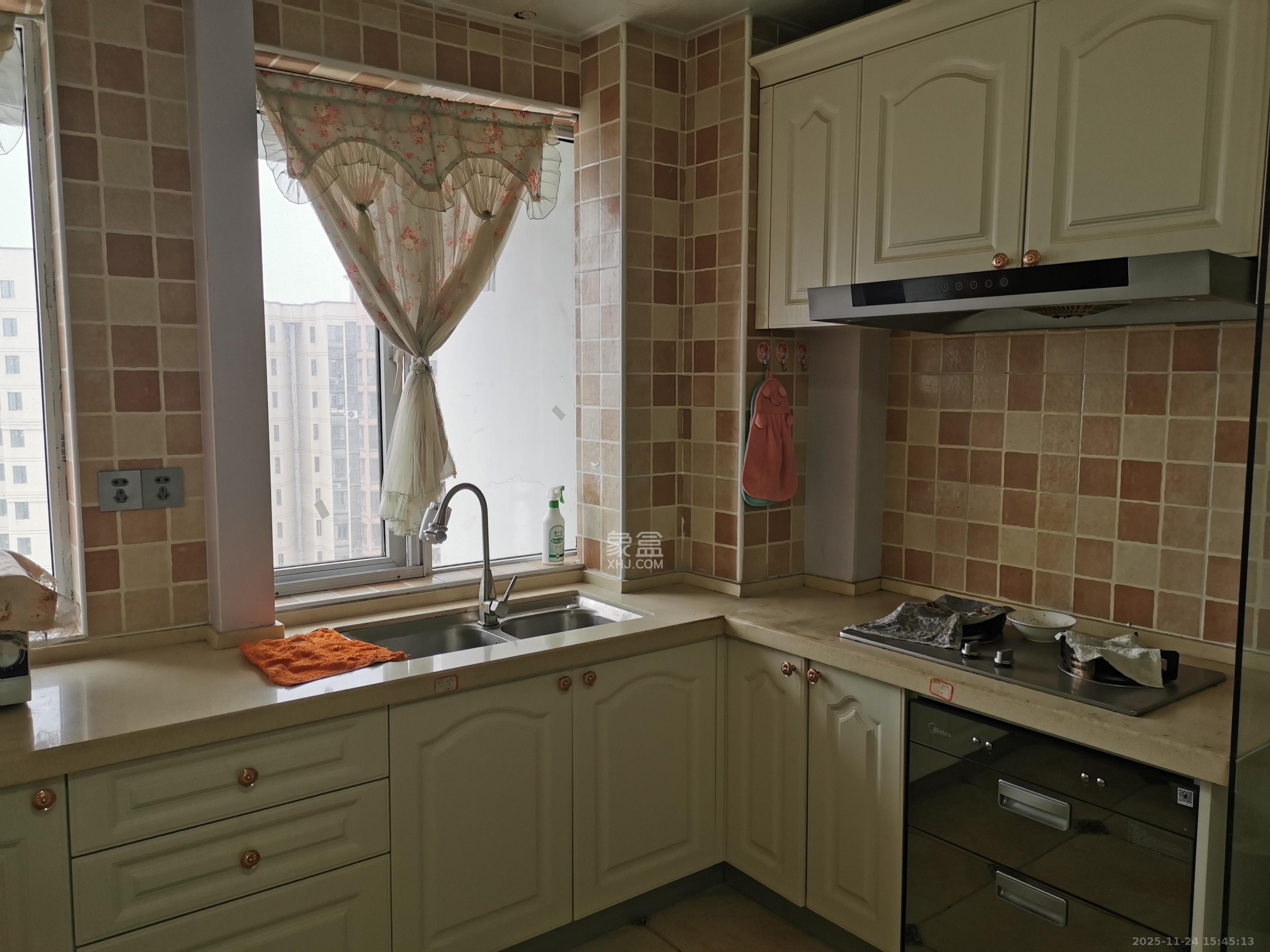 联美品格 1室1厅1卫 1800.0元/月 联美品格 1室1厅1卫 1800.0元/月室内图