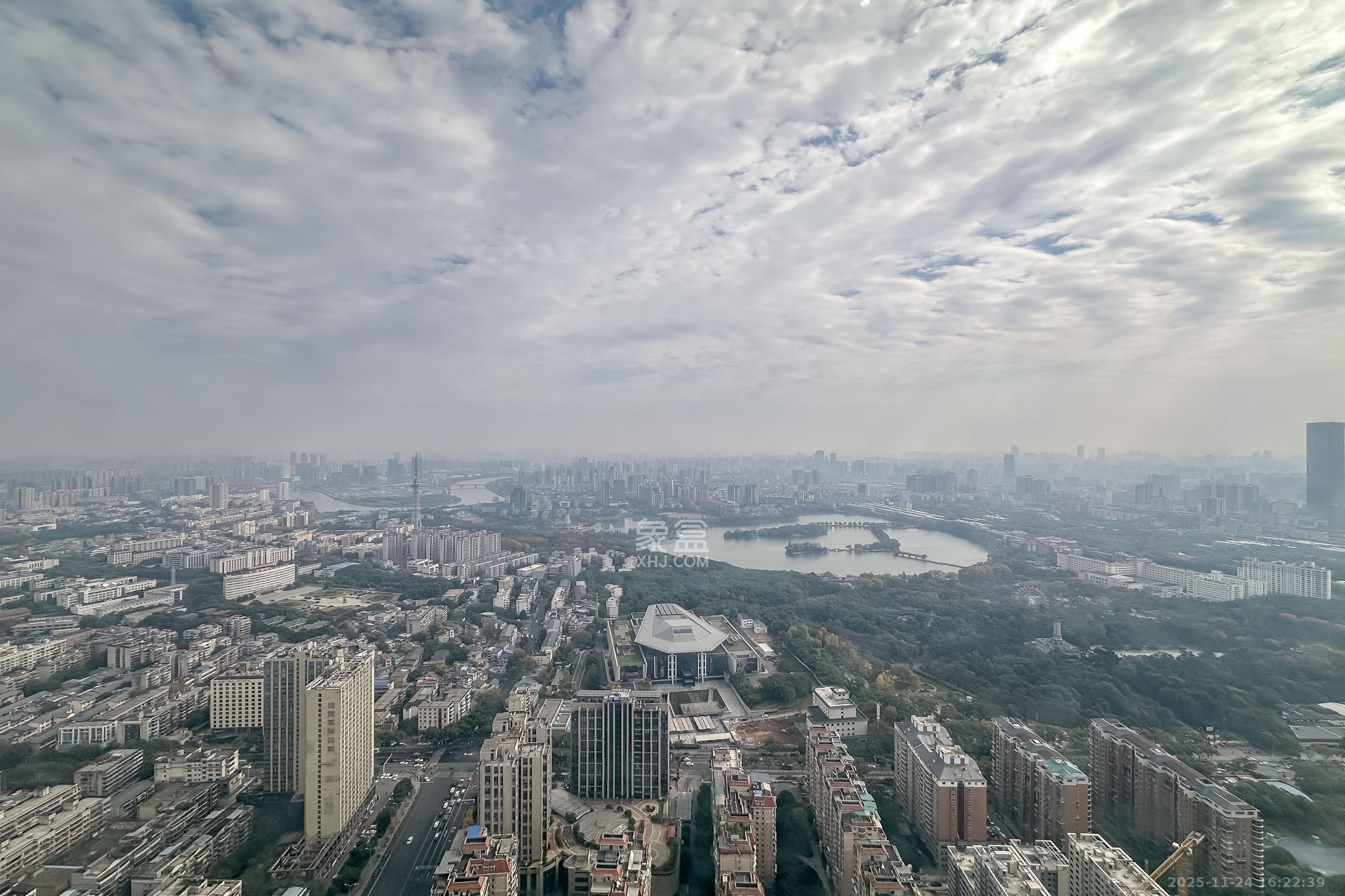 华远华时代 1室2厅2卫 126.0万 华远华时代 1室2厅2卫 126.0万其他