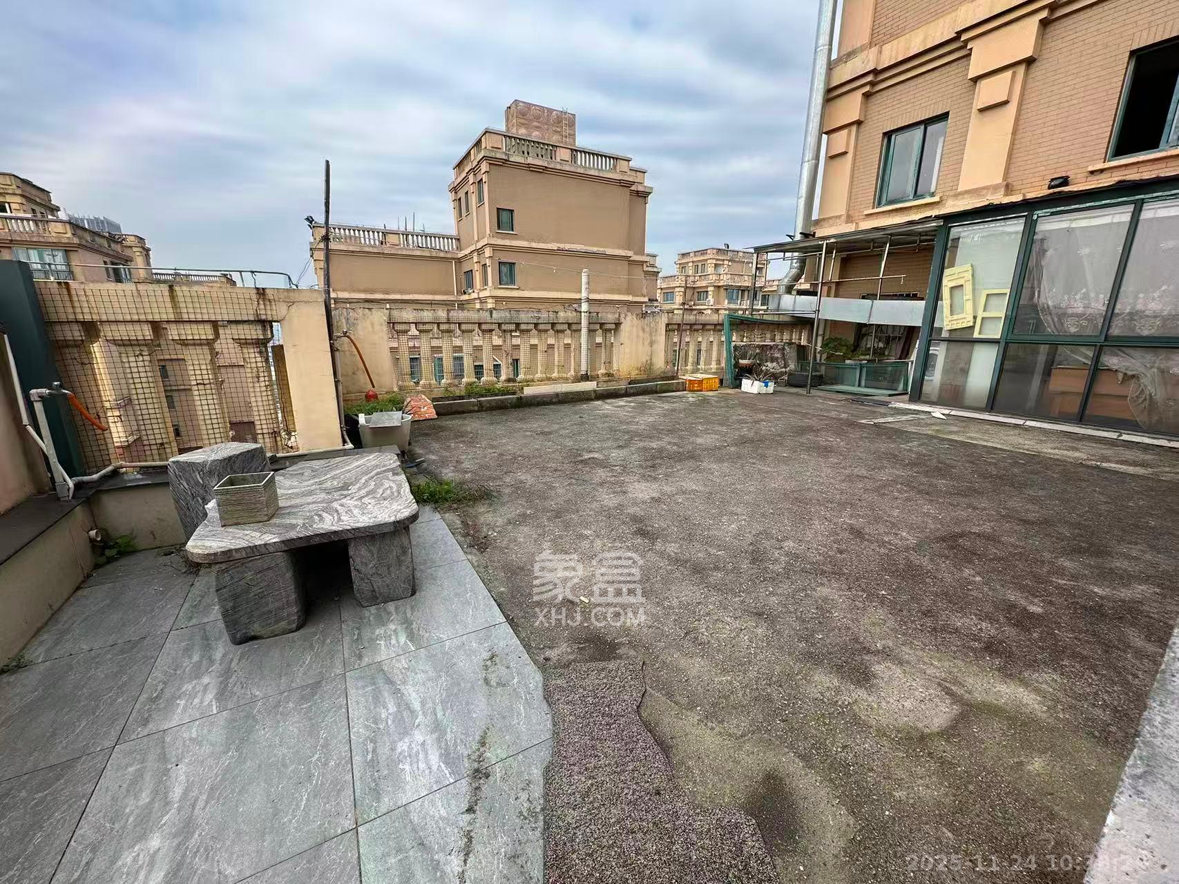 东玺门  2室2厅1卫    3200.0元/月室内图