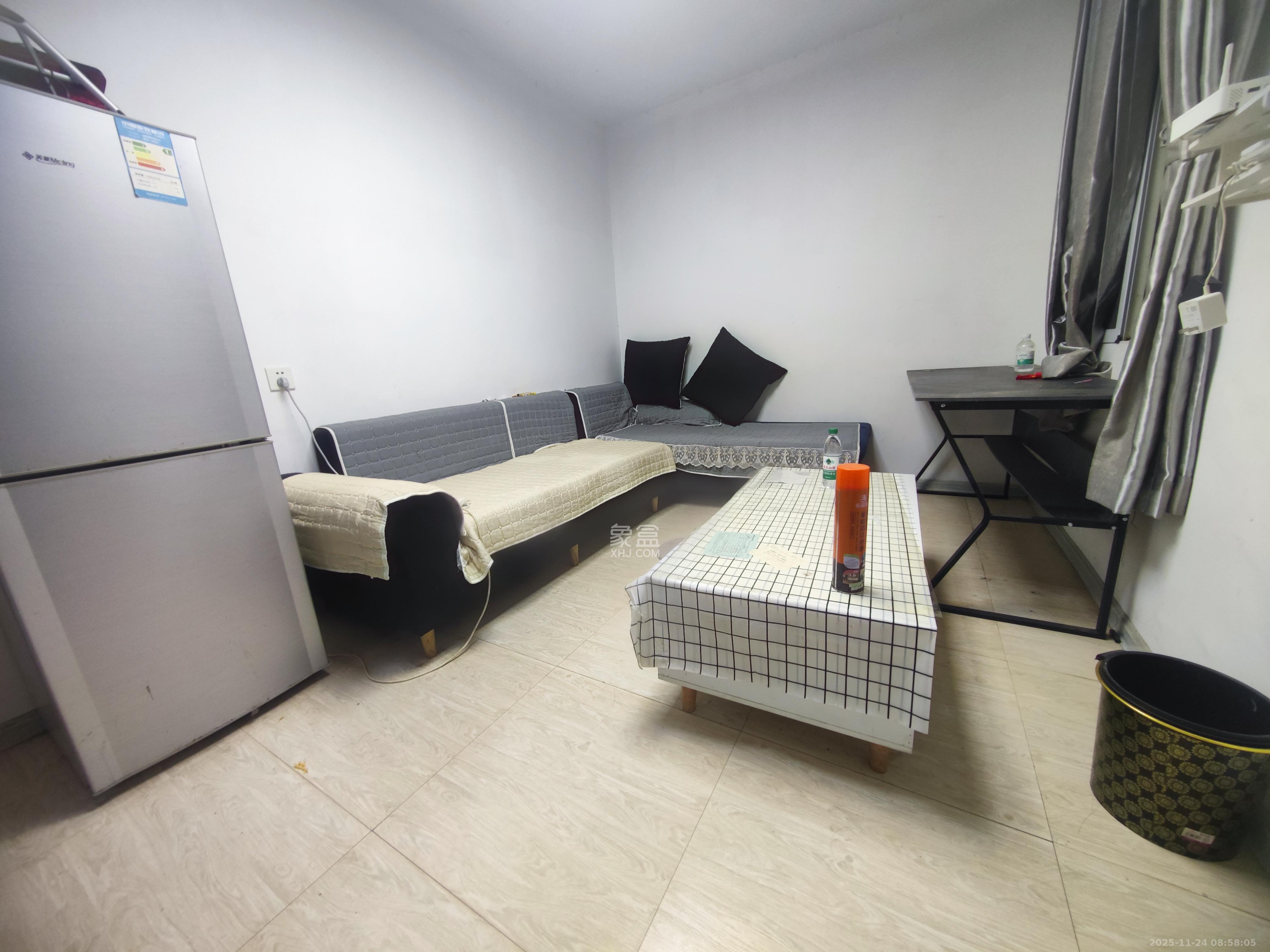 五里牌铁路宿舍  2室1厅1卫    1800.0元/月