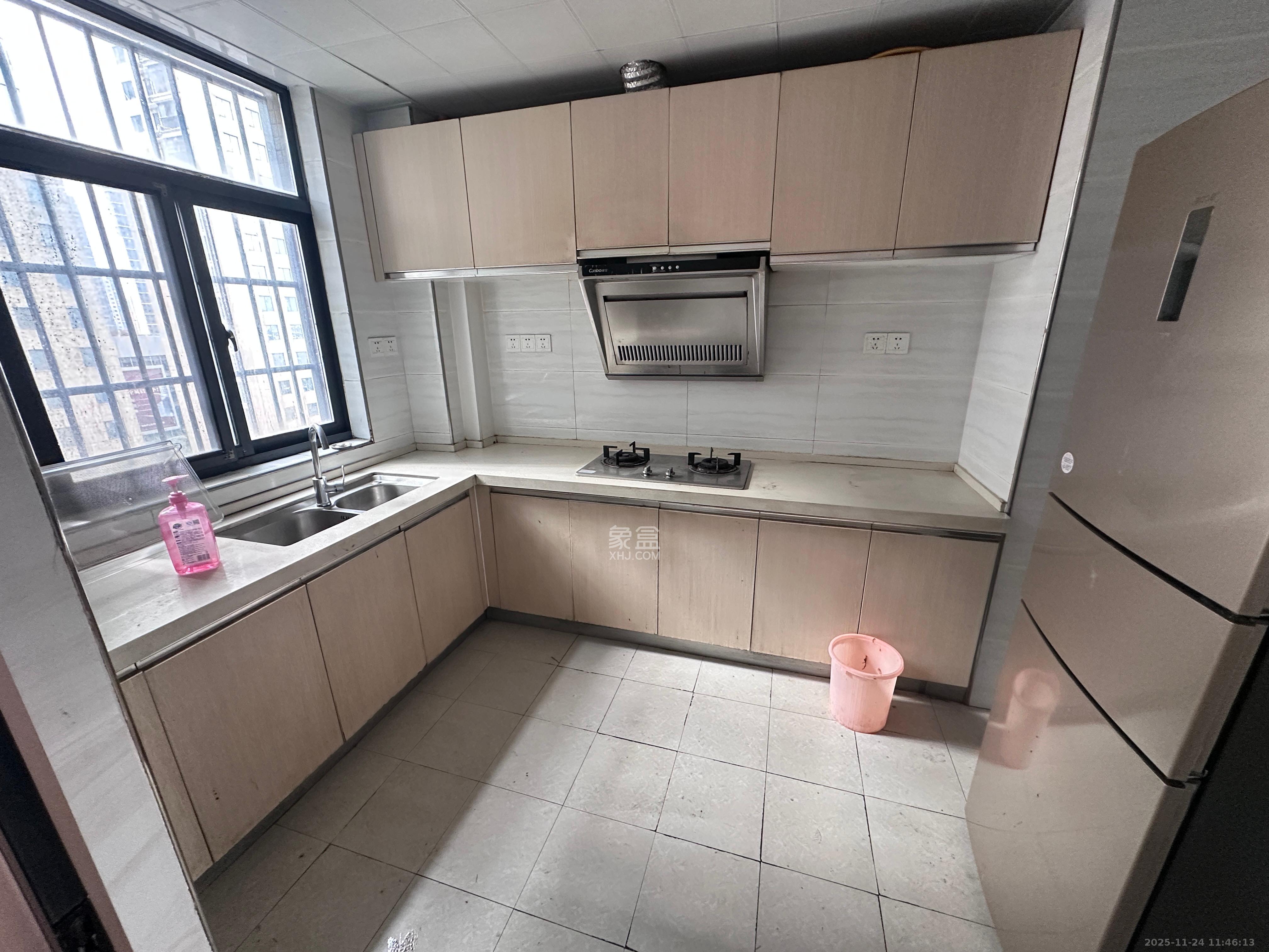 华侨假日中心（晟华苑）  2室2厅1卫    2000.0元/月室内图