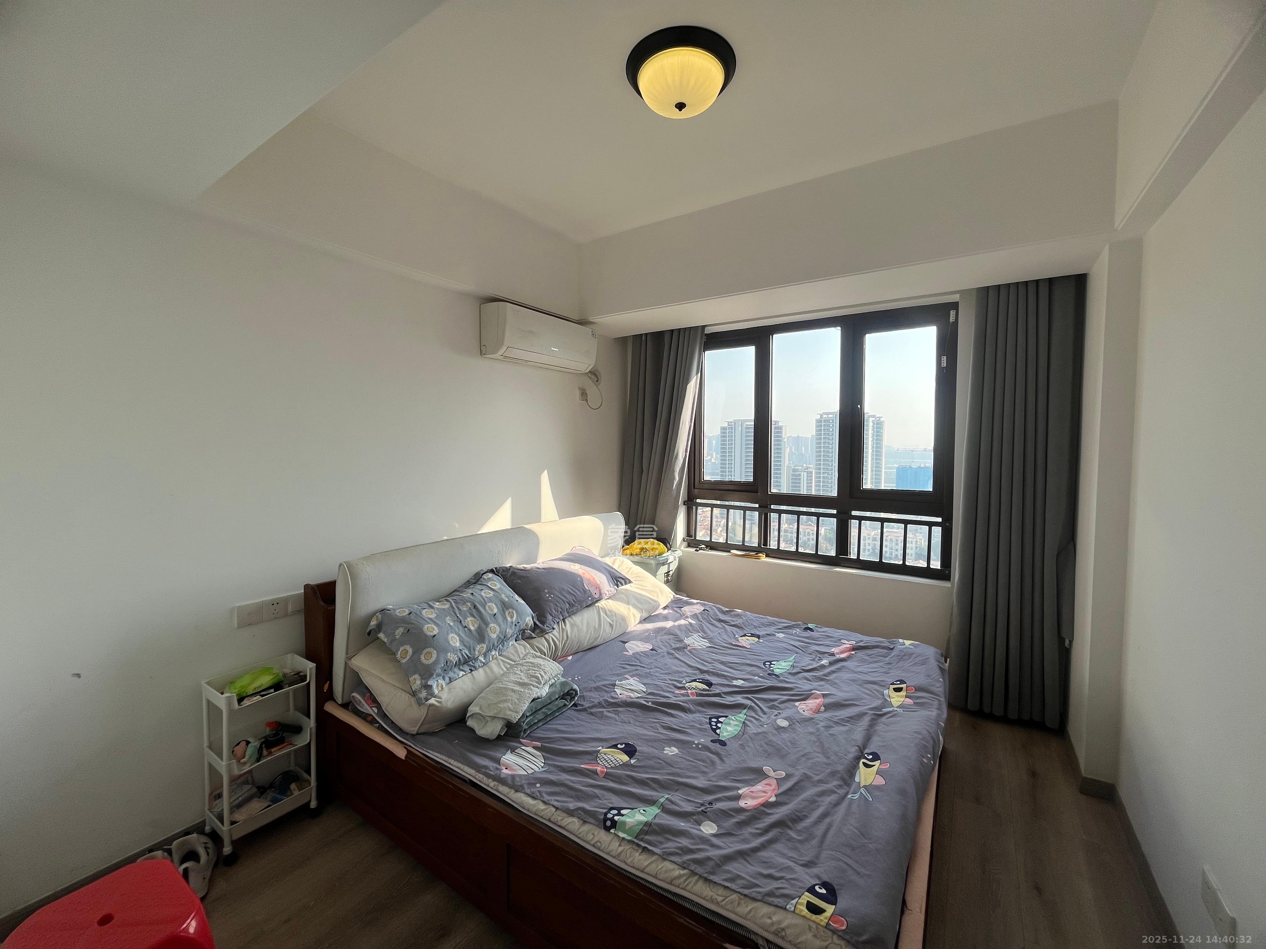 尚鑫海悦(新长海尚海城) 3室2厅1卫 2600.0元/月 尚鑫海悦(新长海尚海城) 3室2厅1卫 2600.0元/月室内图