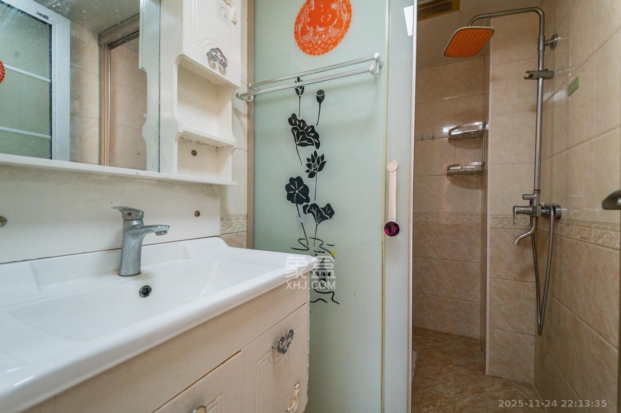 深业睿城 1室2厅1卫 1900.0元/月 深业睿城 1室2厅1卫 1900.0元/月室内图