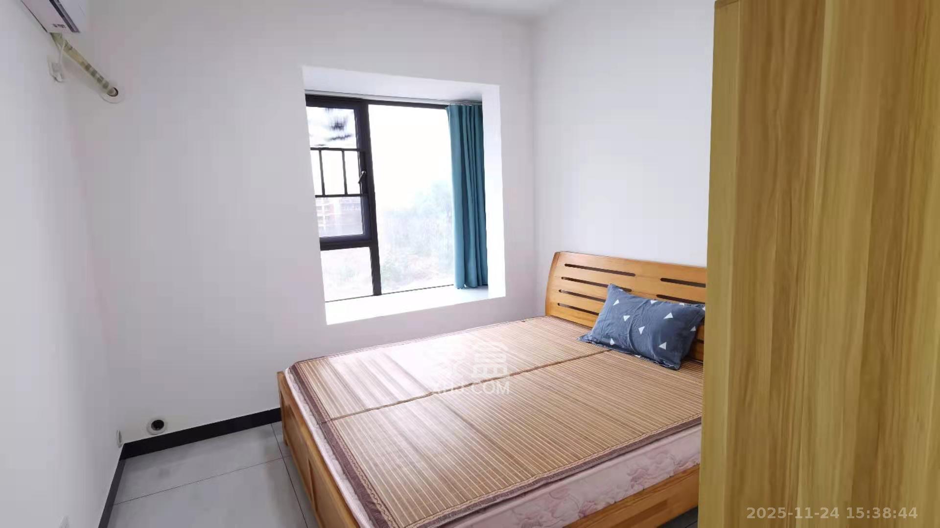 星雅美辰  2室2厅1卫    2000.0元/月室内图