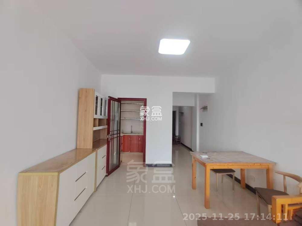 武广国际学苑  3室2厅1卫    1800.0元/月室内图