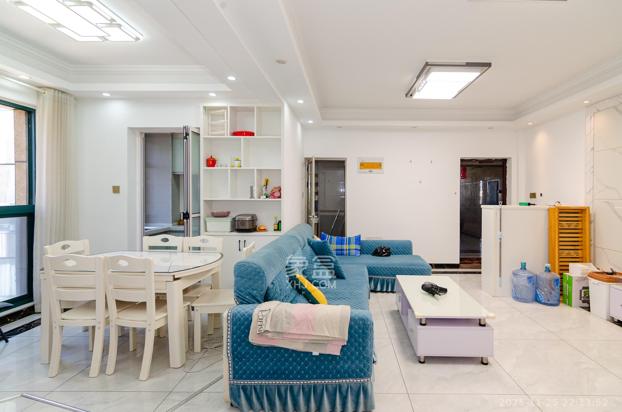 才子城 3室2厅2卫 59.8万 才子城 3室2厅2卫 59.8万客厅