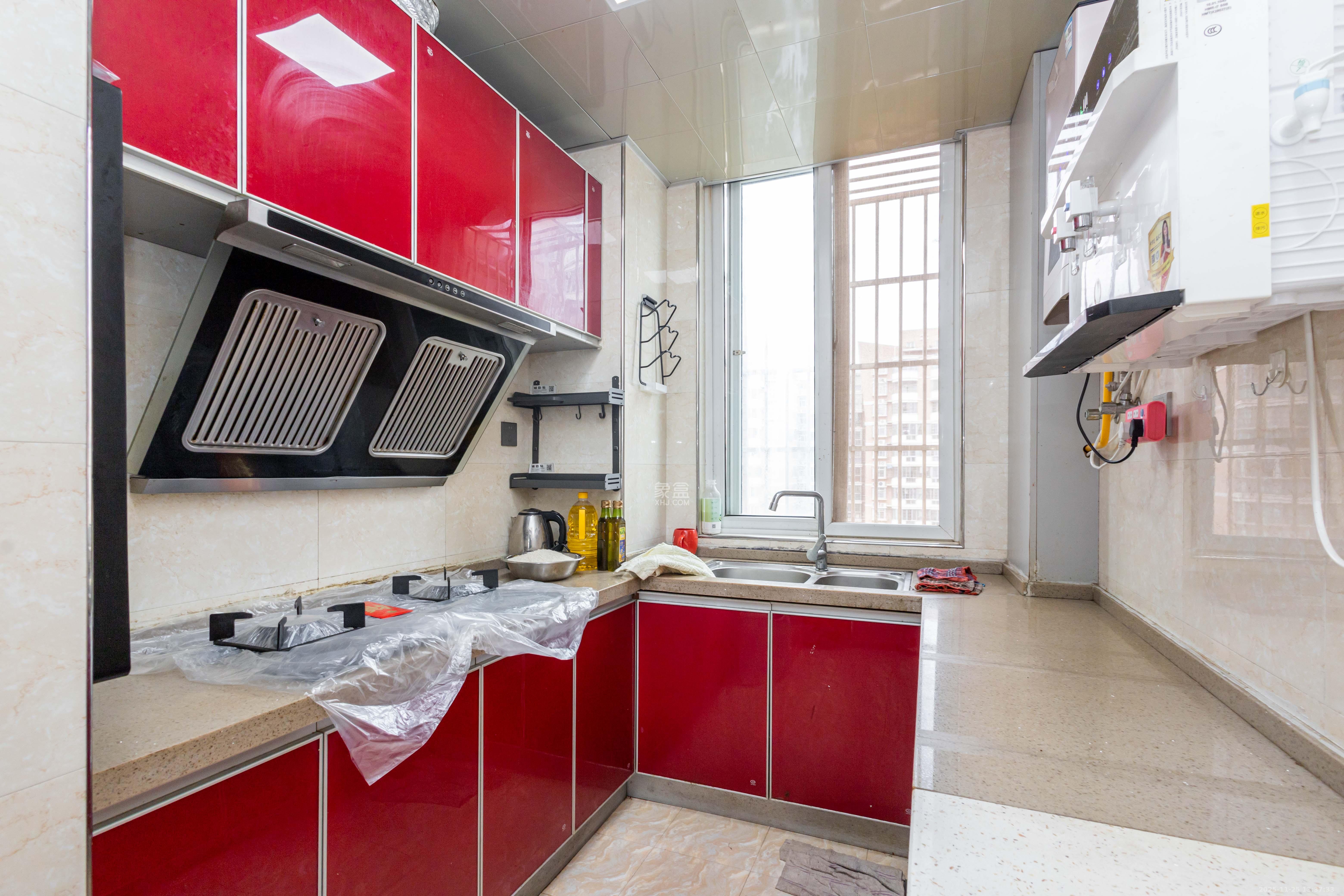 星城国际 3室2厅2卫 63.0万 星城国际 3室2厅2卫 63.0万厨房