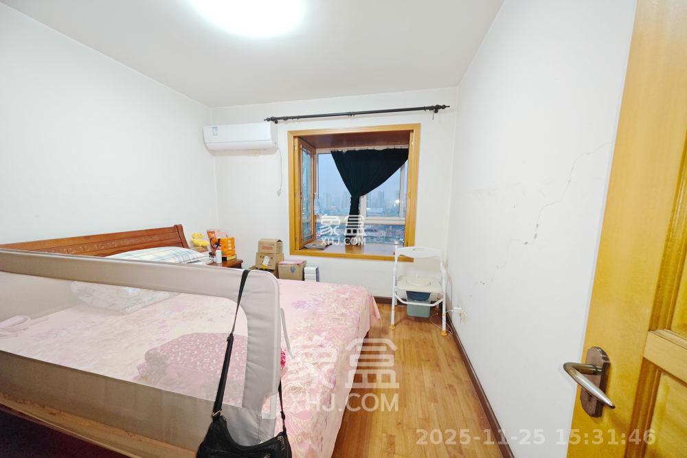 佳润新城(佳润新都) 3室2厅2卫 2500.0元/月 佳润新城(佳润新都) 3室2厅2卫 2500.0元/月室内图