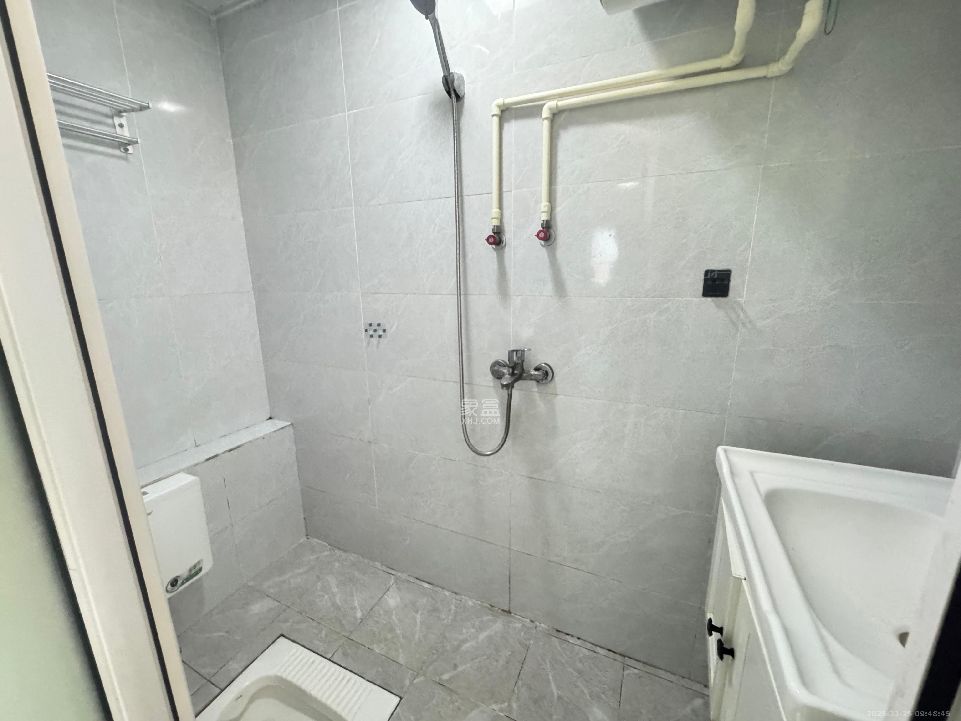 保利香槟国际 1室0厅0卫 1200.0元/月 保利香槟国际 1室0厅0卫 1200.0元/月室内图