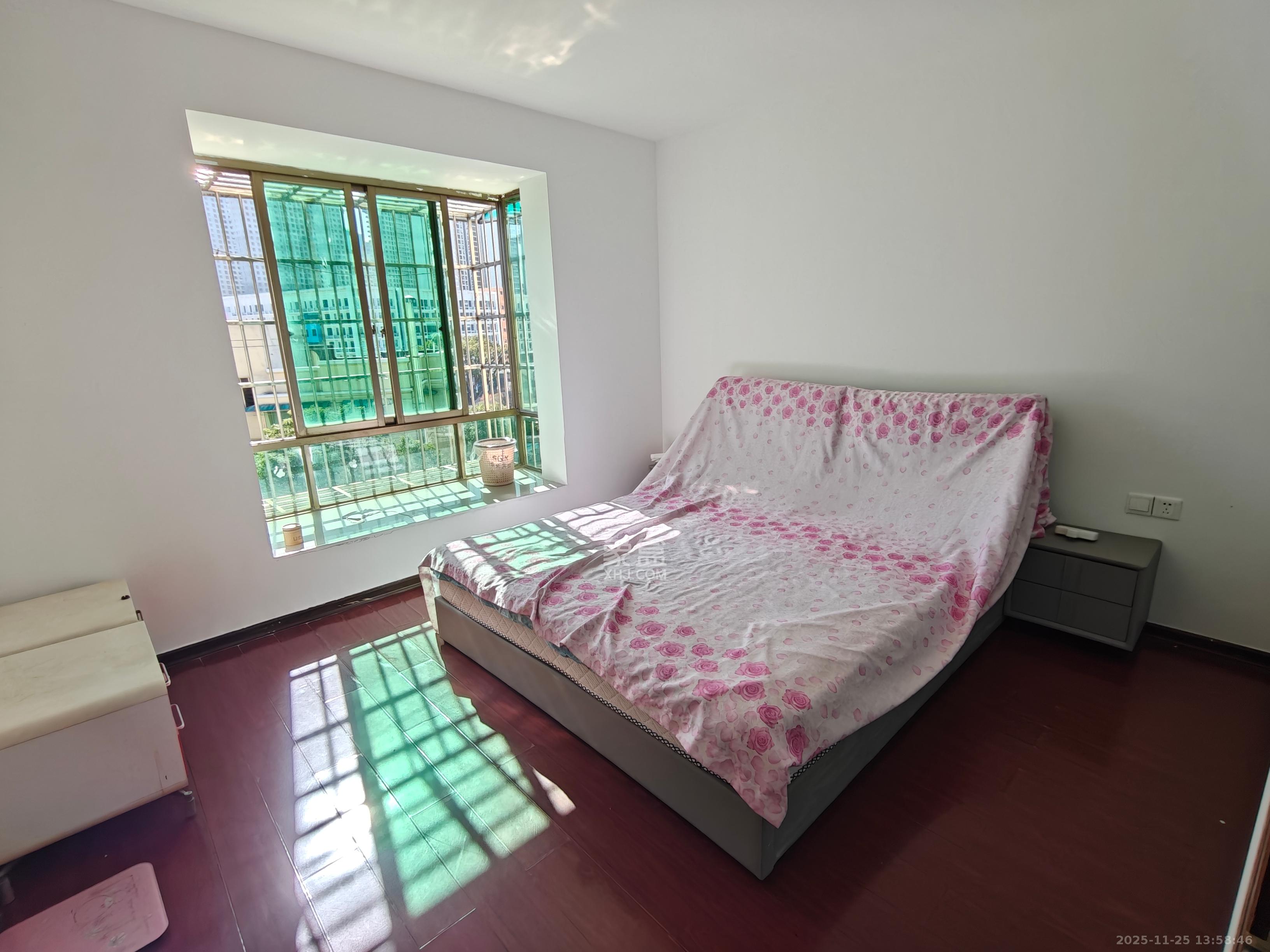 仁和家园 3室2厅2卫 1600.0元/月 仁和家园 3室2厅2卫 1600.0元/月室内图