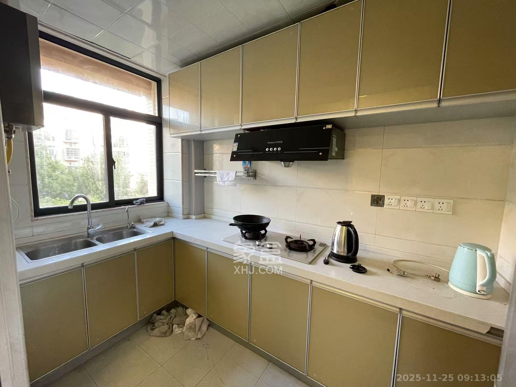 安泰嘉园(湘府邻伴) 3室2厅1卫 2400.0元/月 安泰嘉园(湘府邻伴) 3室2厅1卫 2400.0元/月室内图