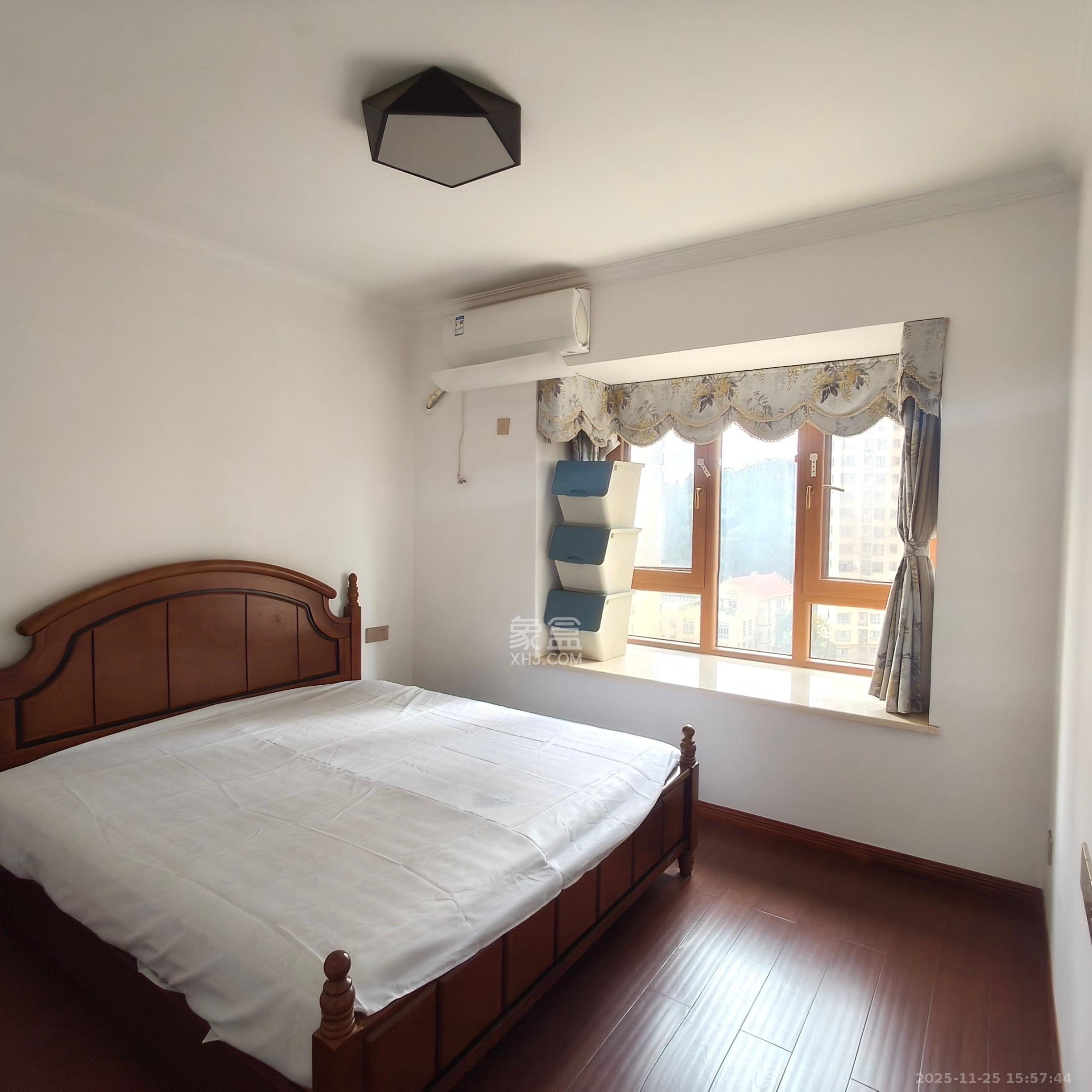 钱隆世家 4室2厅2卫 2600.0元/月 钱隆世家 4室2厅2卫 2600.0元/月室内图