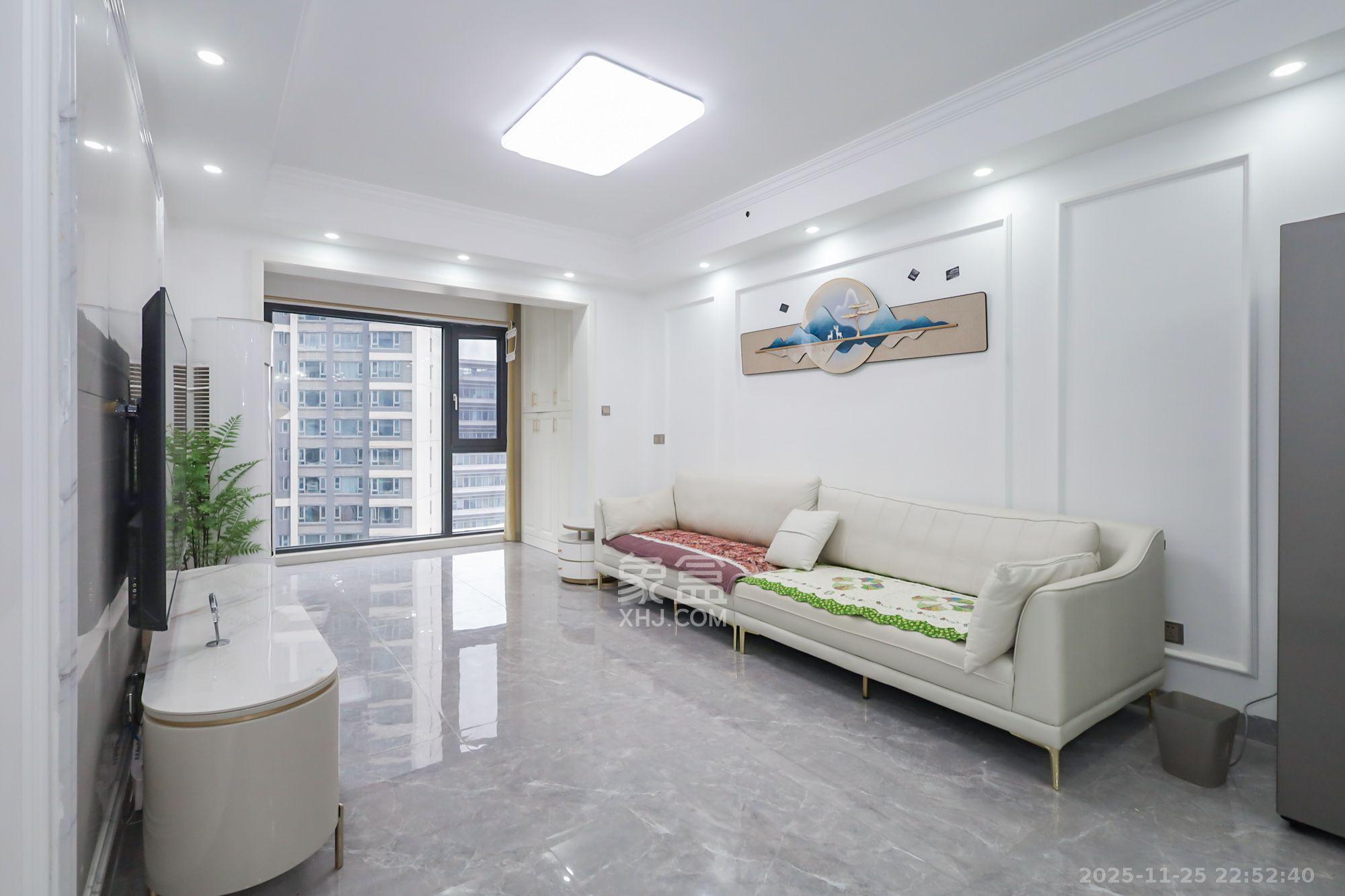 保利天禧D区  3室2厅1卫    4200.0元/月室内图